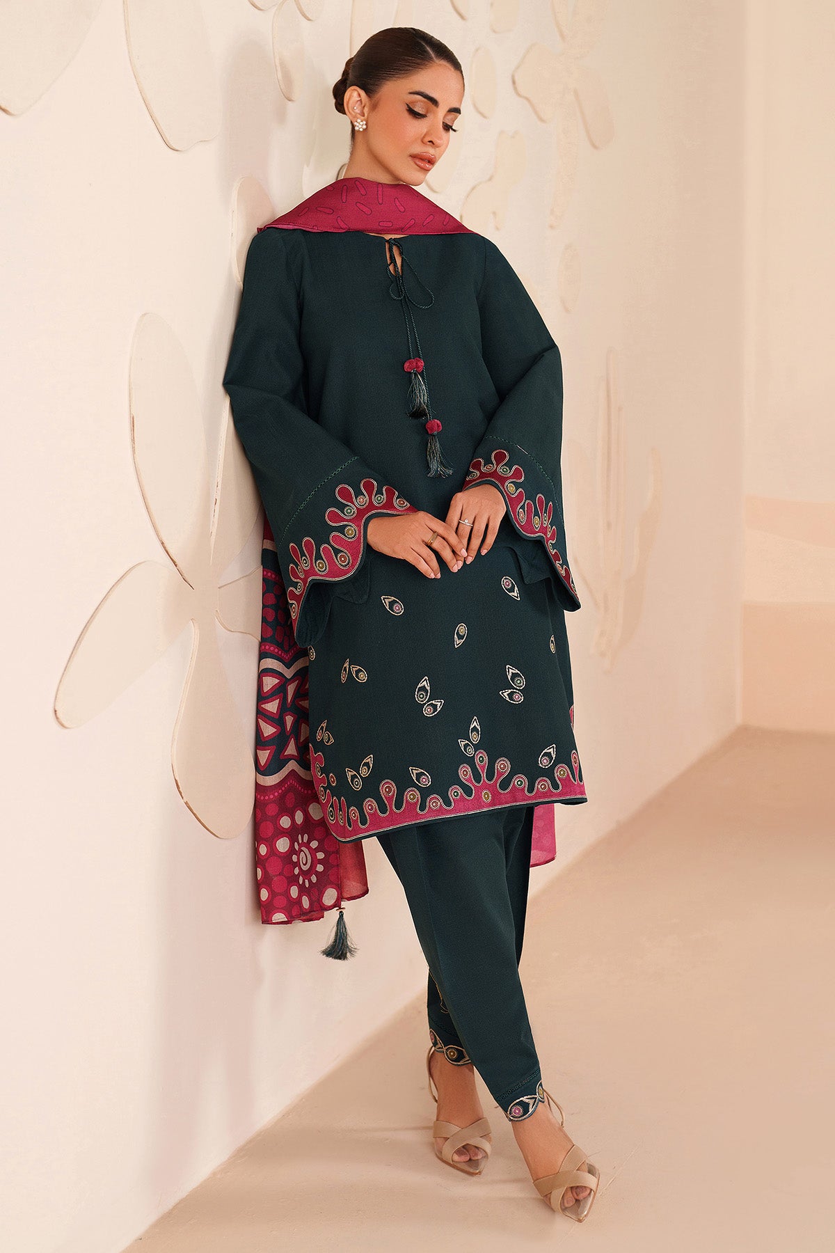 EMBROIDERED KHADDAR UW-0221