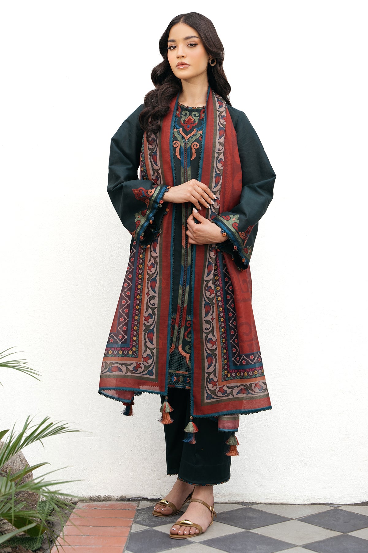 EMBROIDERED LAWN USE-9185