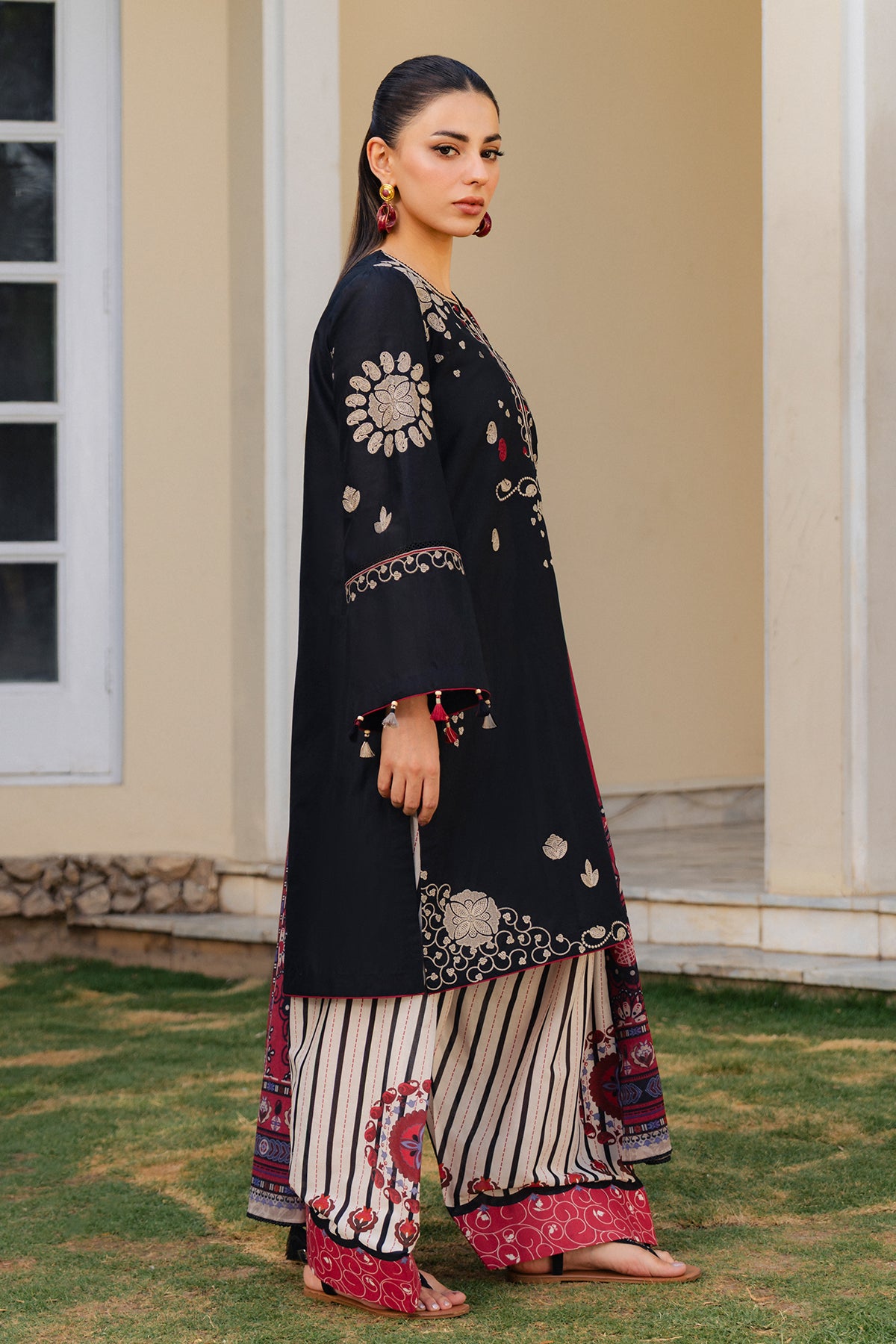 EMBROIDERED LAWN RTW-1326