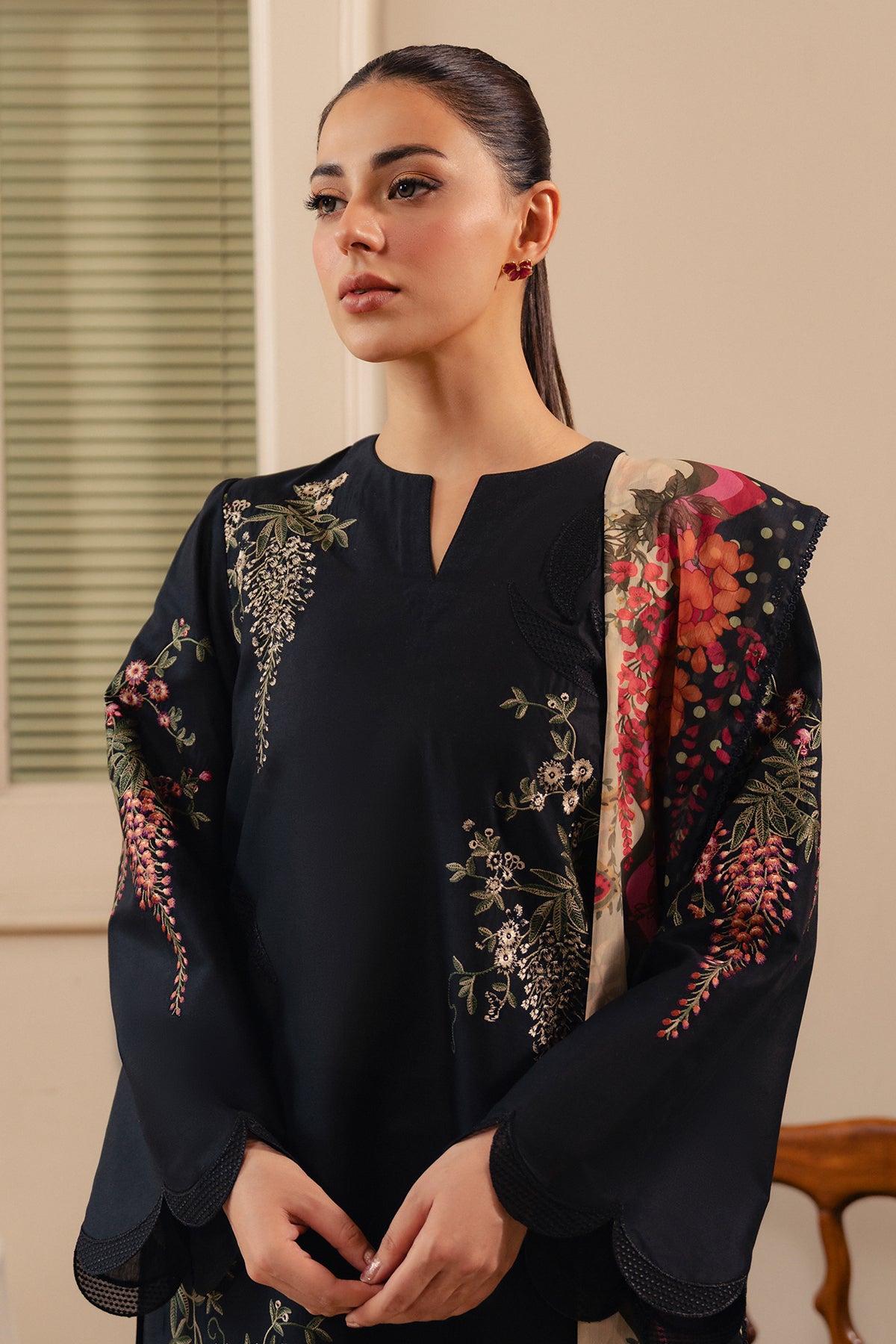 EMBROIDERED PREMIUM VISCOSE UW-0250