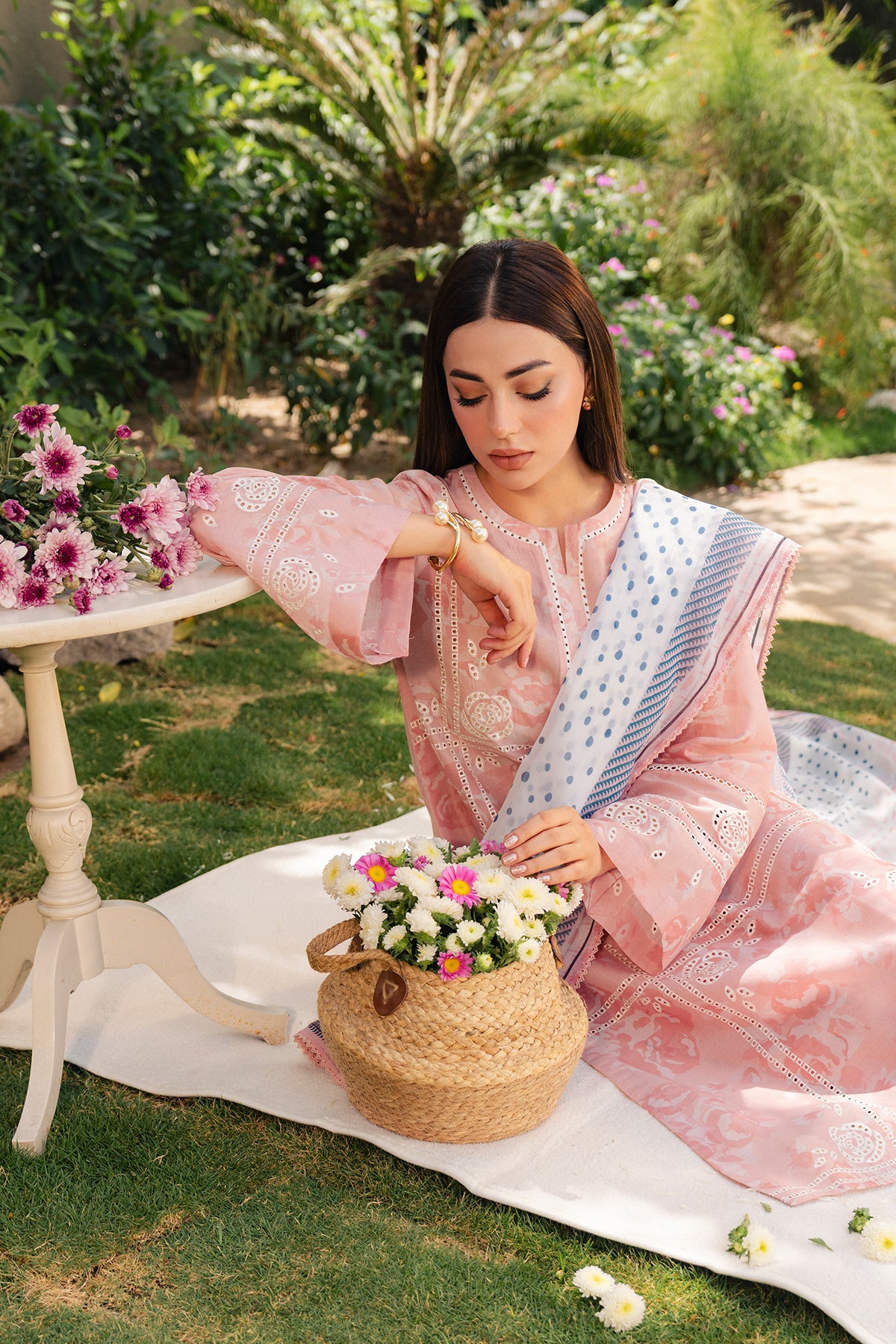 EMBROIDERED LAWN RTW-1323