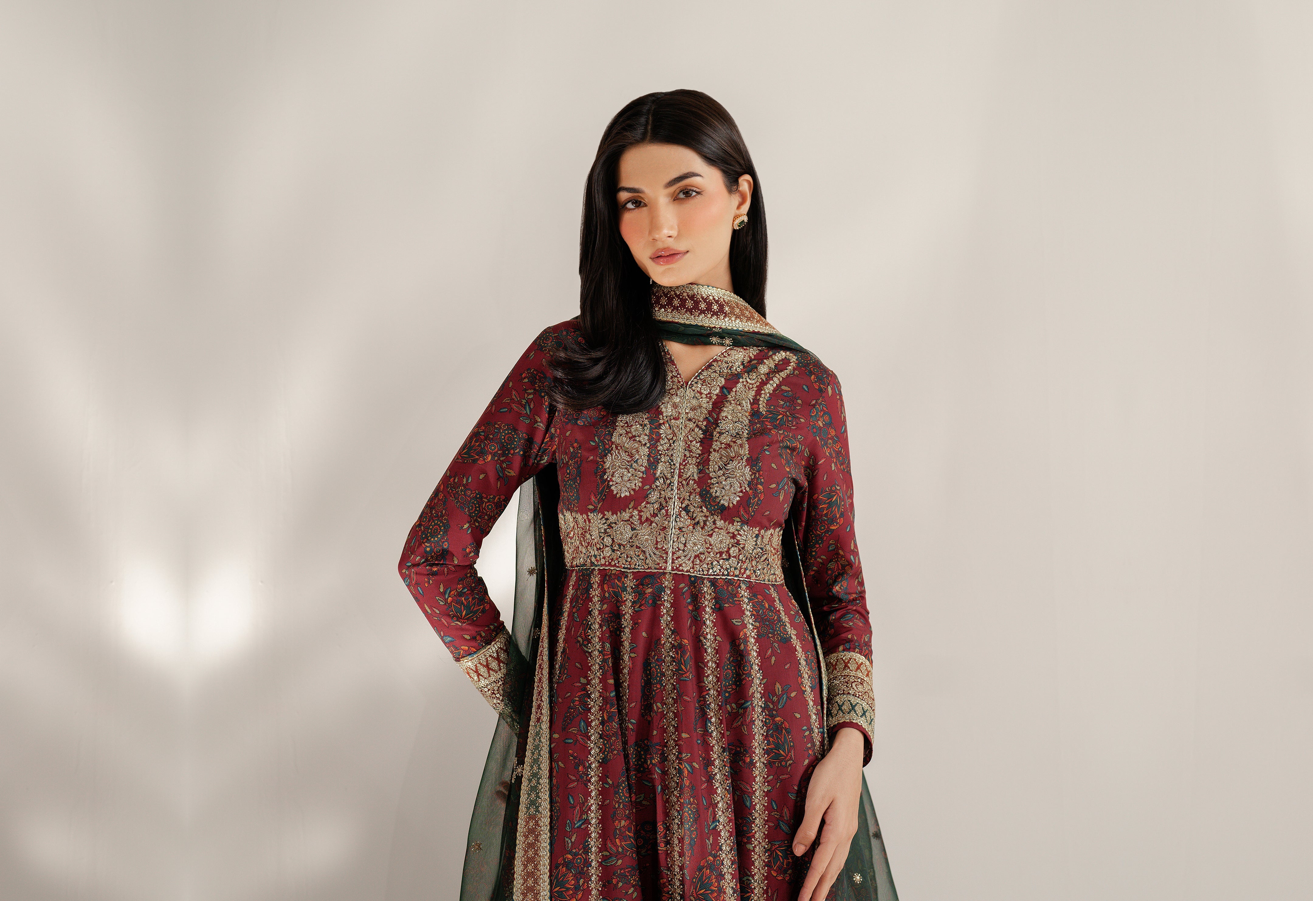 The Luxurious Feel of Organza and Pure Silk for Evening Attire