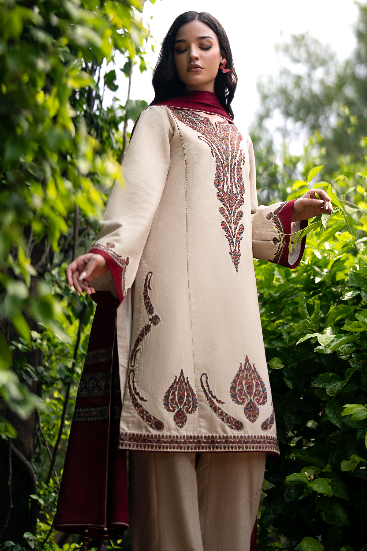 EMBROIDERED KHADDAR UW-0073