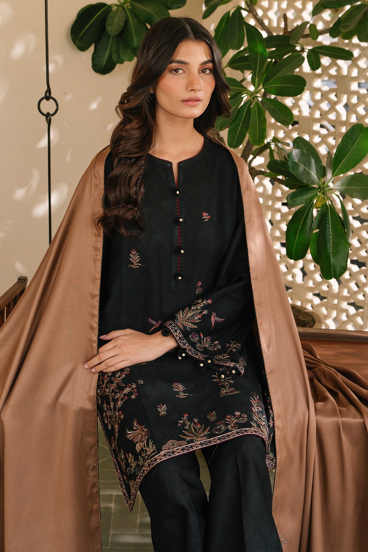 EMBROIDERED JACQUARD KHADDAR UW-0126