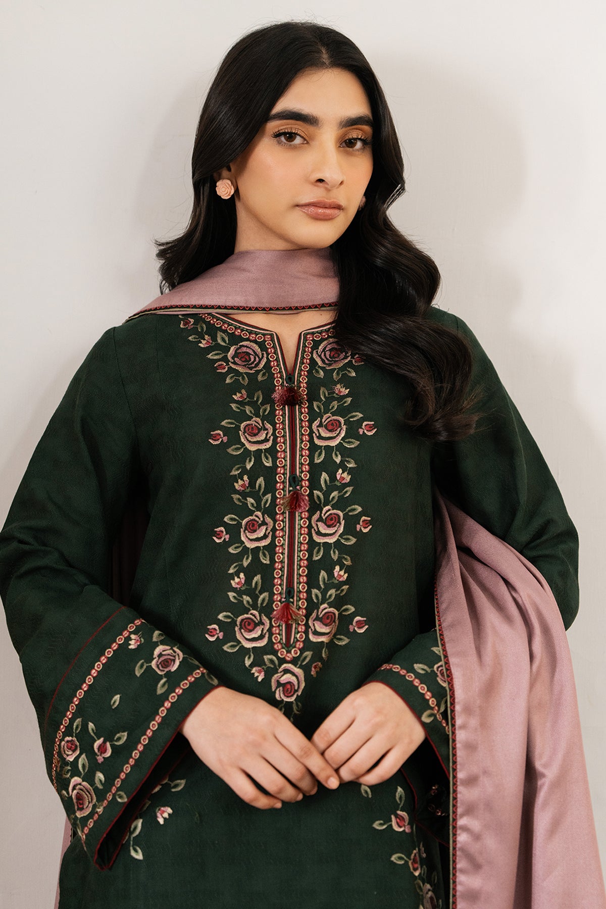 EMBROIDERED JACQUARD KHADDAR UW-0131