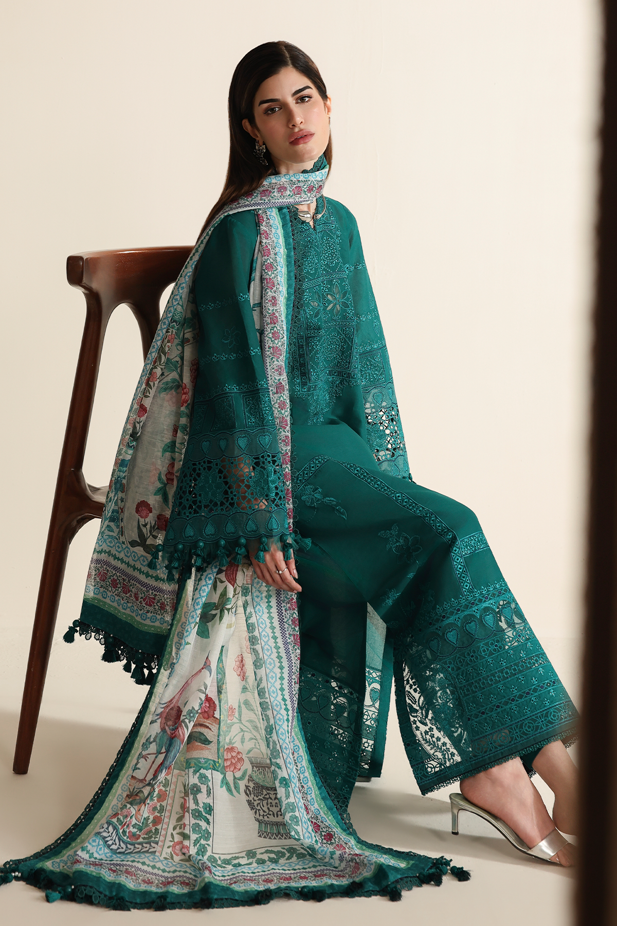 EMBROIDERED LAWN IL26-D03