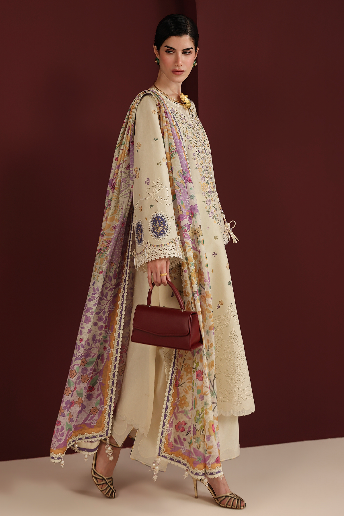 EMBROIDERED LAWN IL26-D01