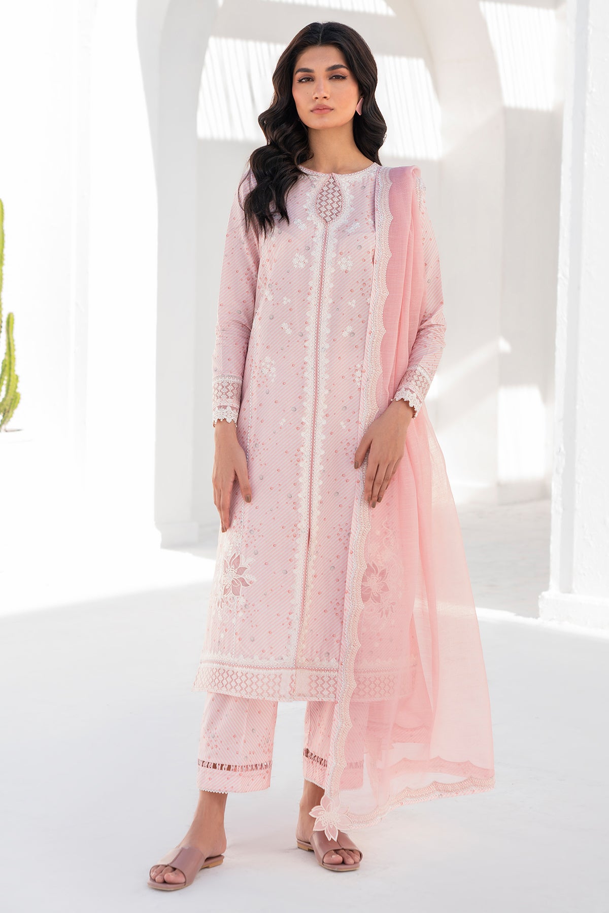 Embroidered Lawn RTW-1076