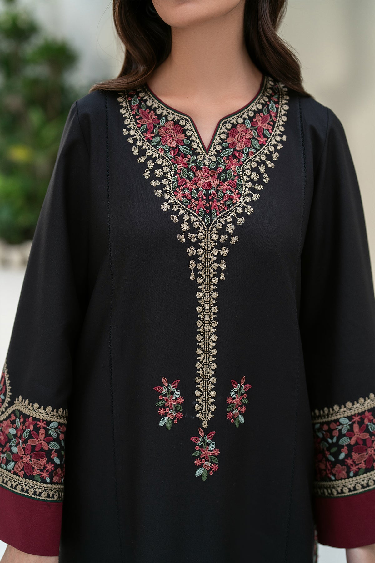 EMBROIDERED PREMIUM VISCOSE UW-0097