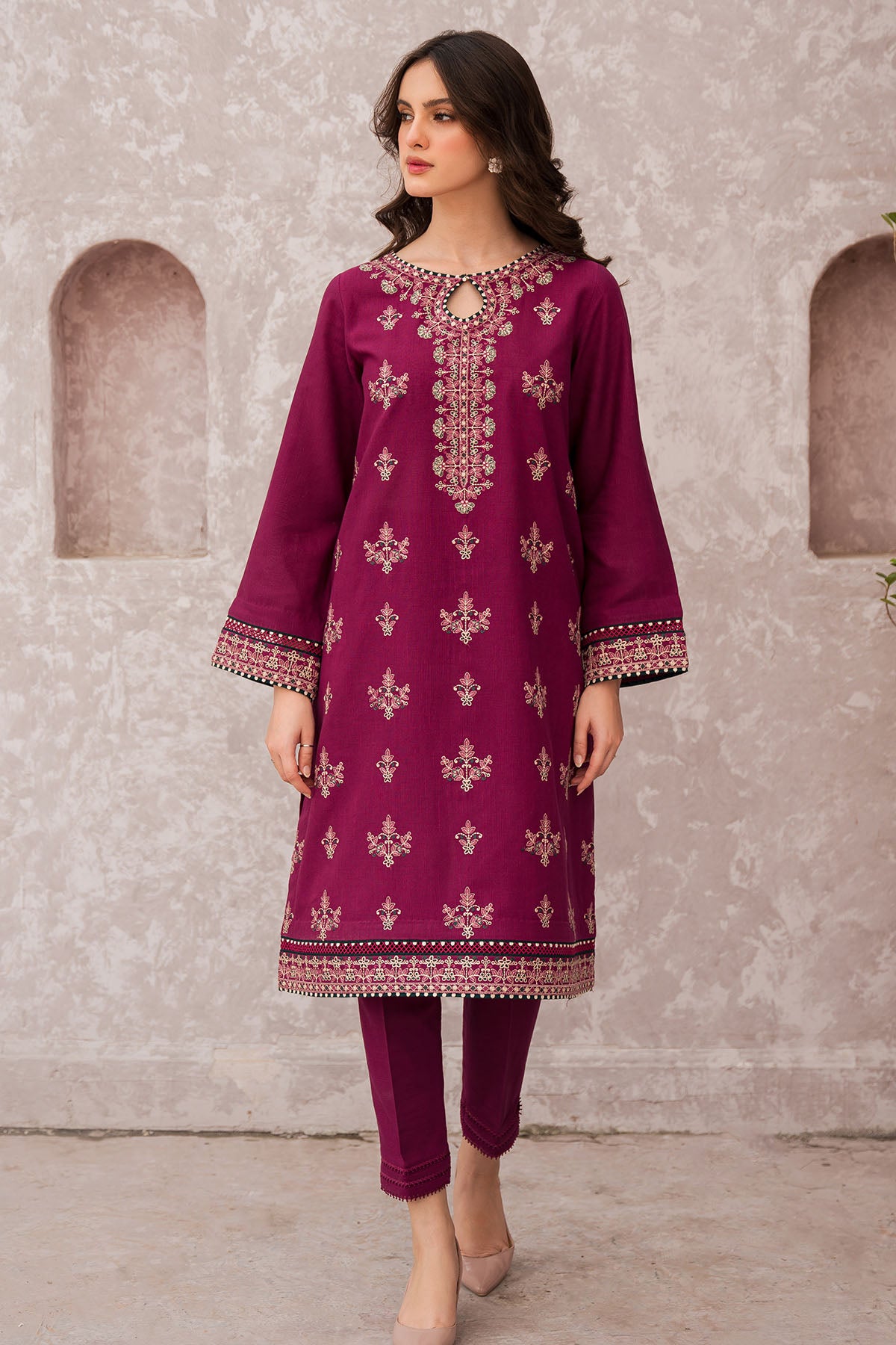 EMBROIDERED SLUB KHADDAR UW-0086