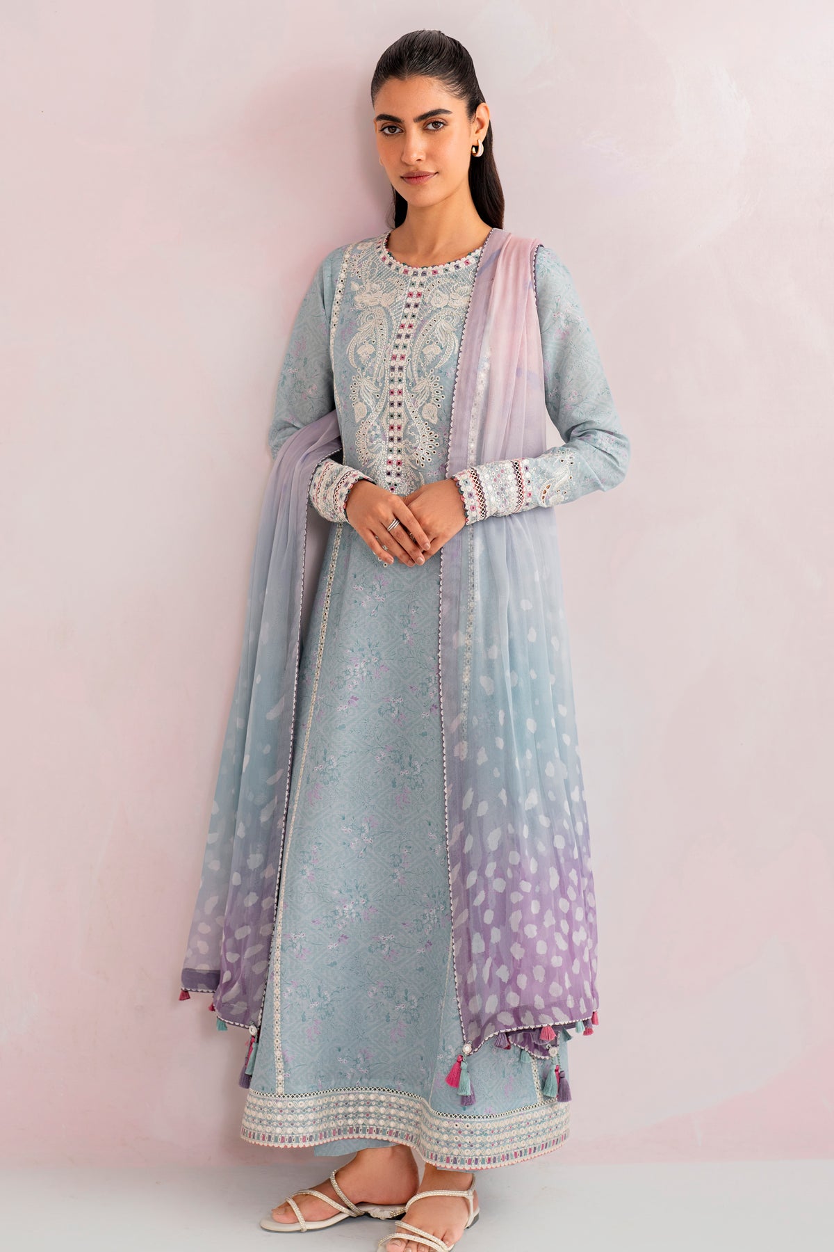 Embroidered Lawn USE - 9098