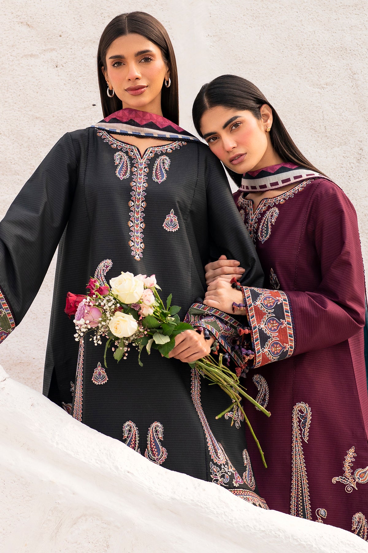 EMBROIDERED DOBBY LAWN USE-9128