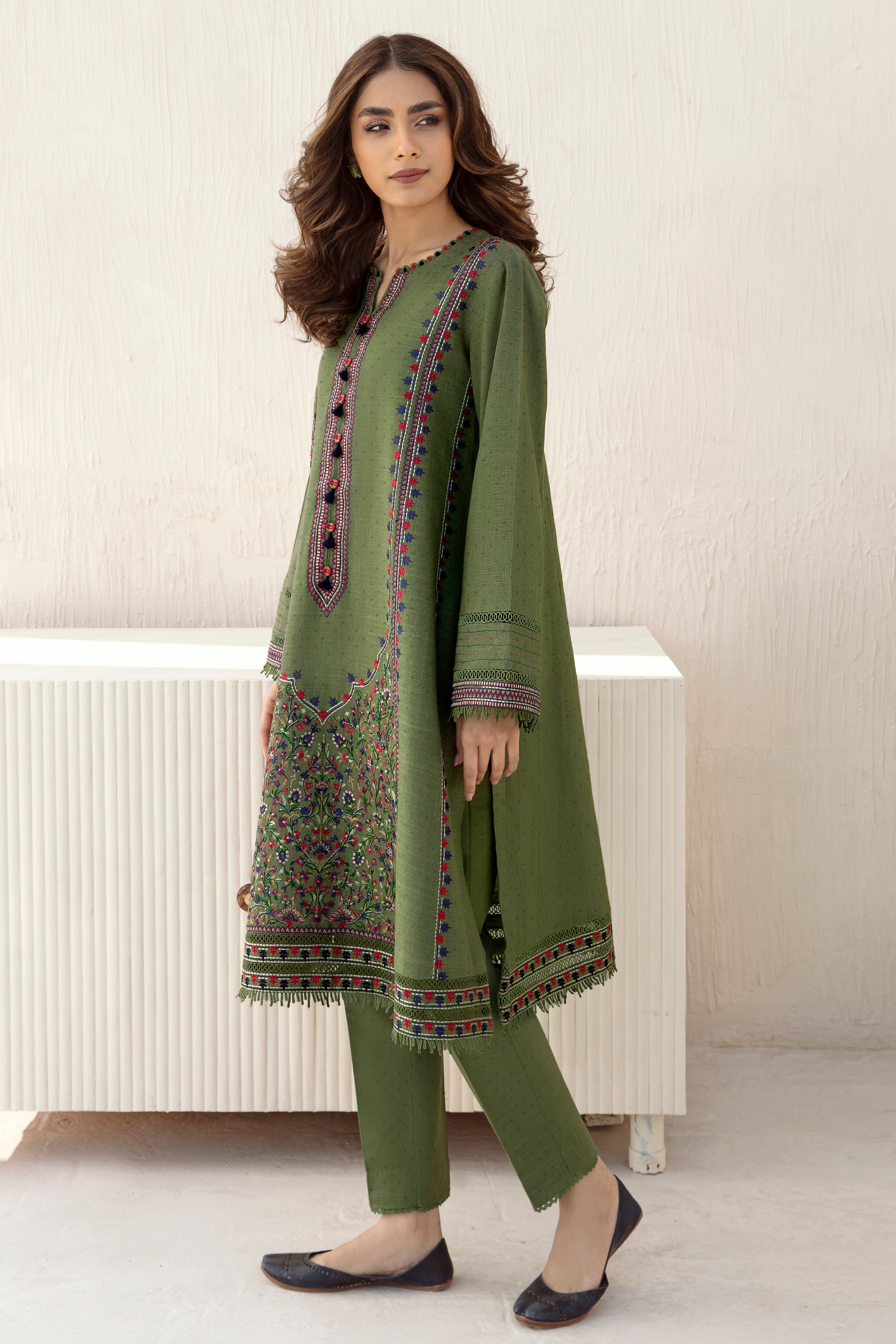 EMBROIDERED JACQUARD KHADDAR UW-0016