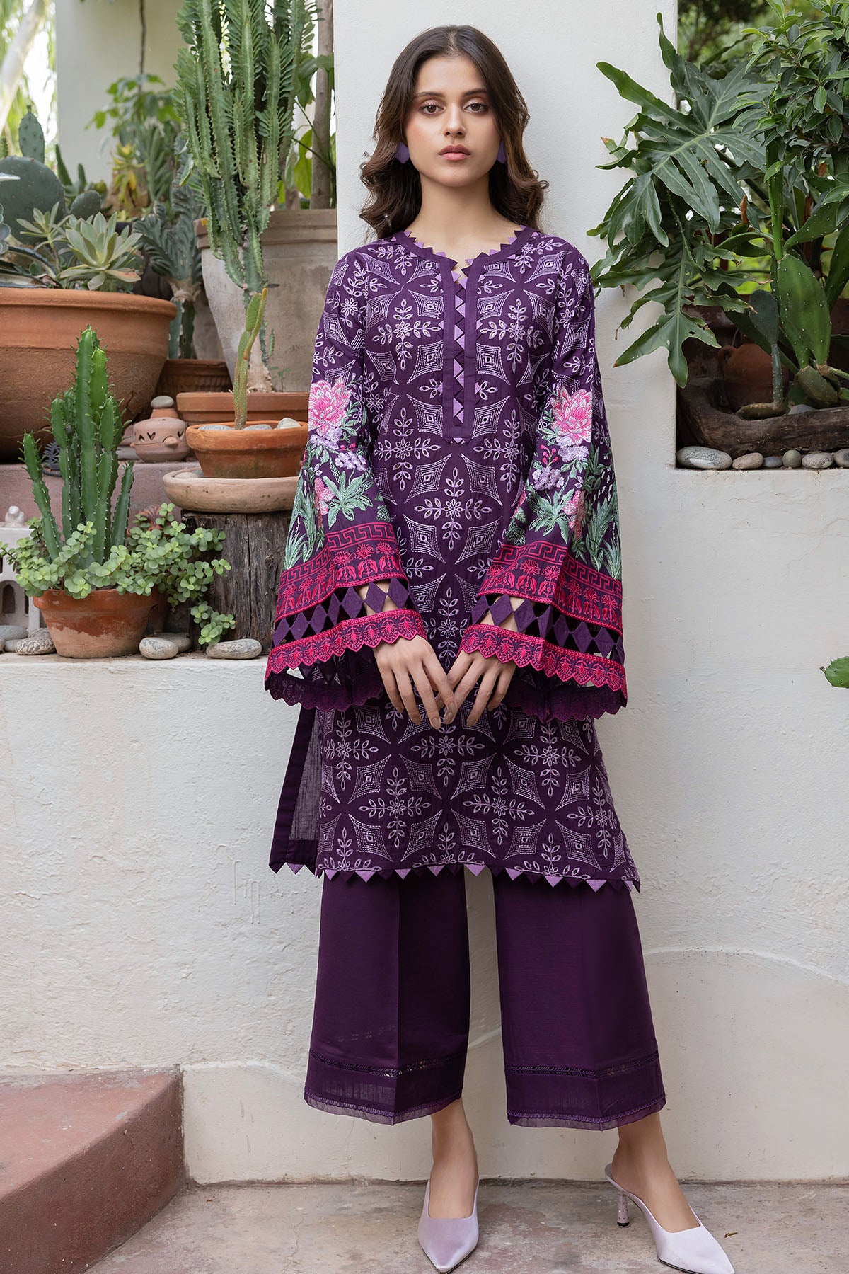 Embroidered Khaddar RTW-1001