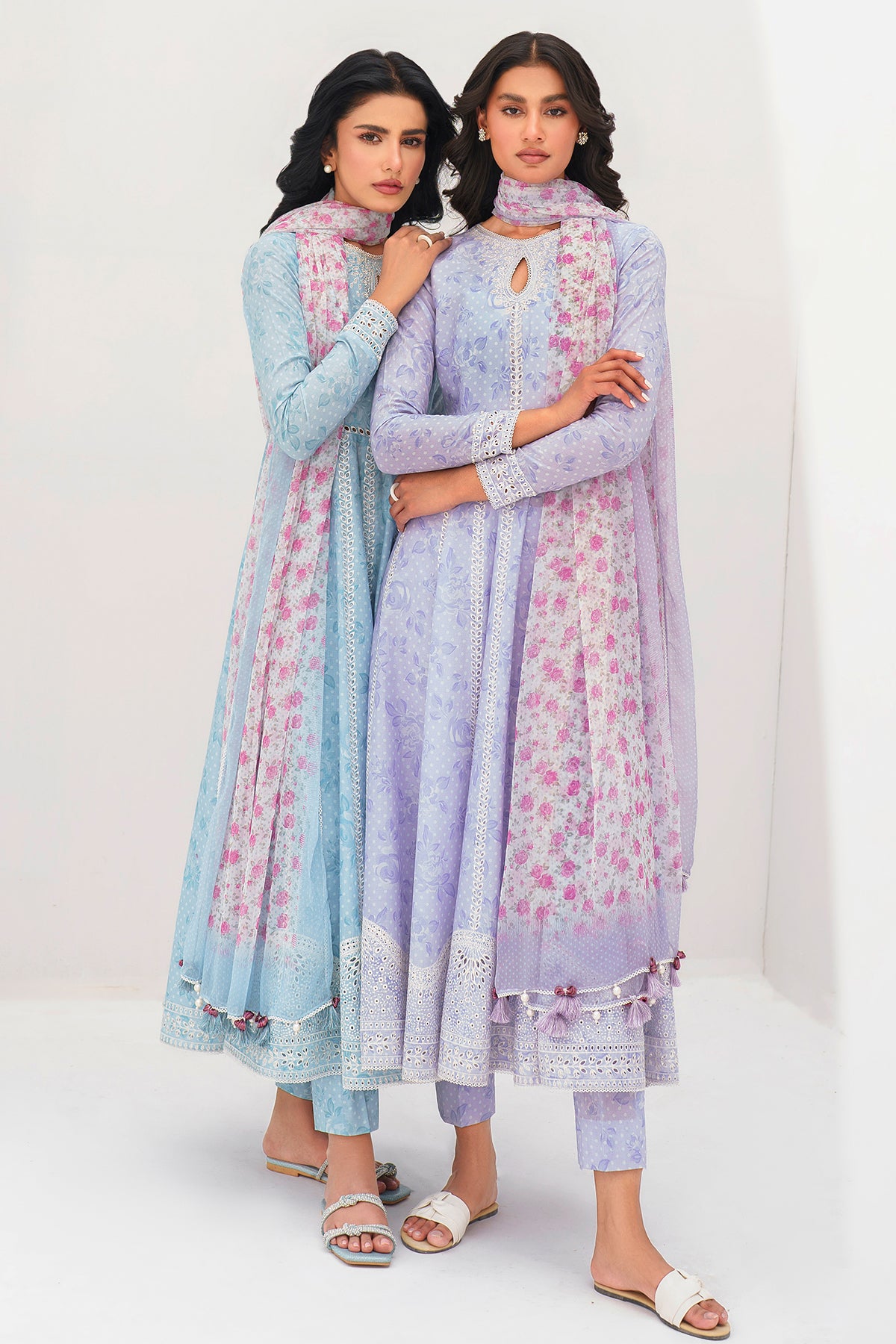 EMBROIDERED LAWN USE-9106