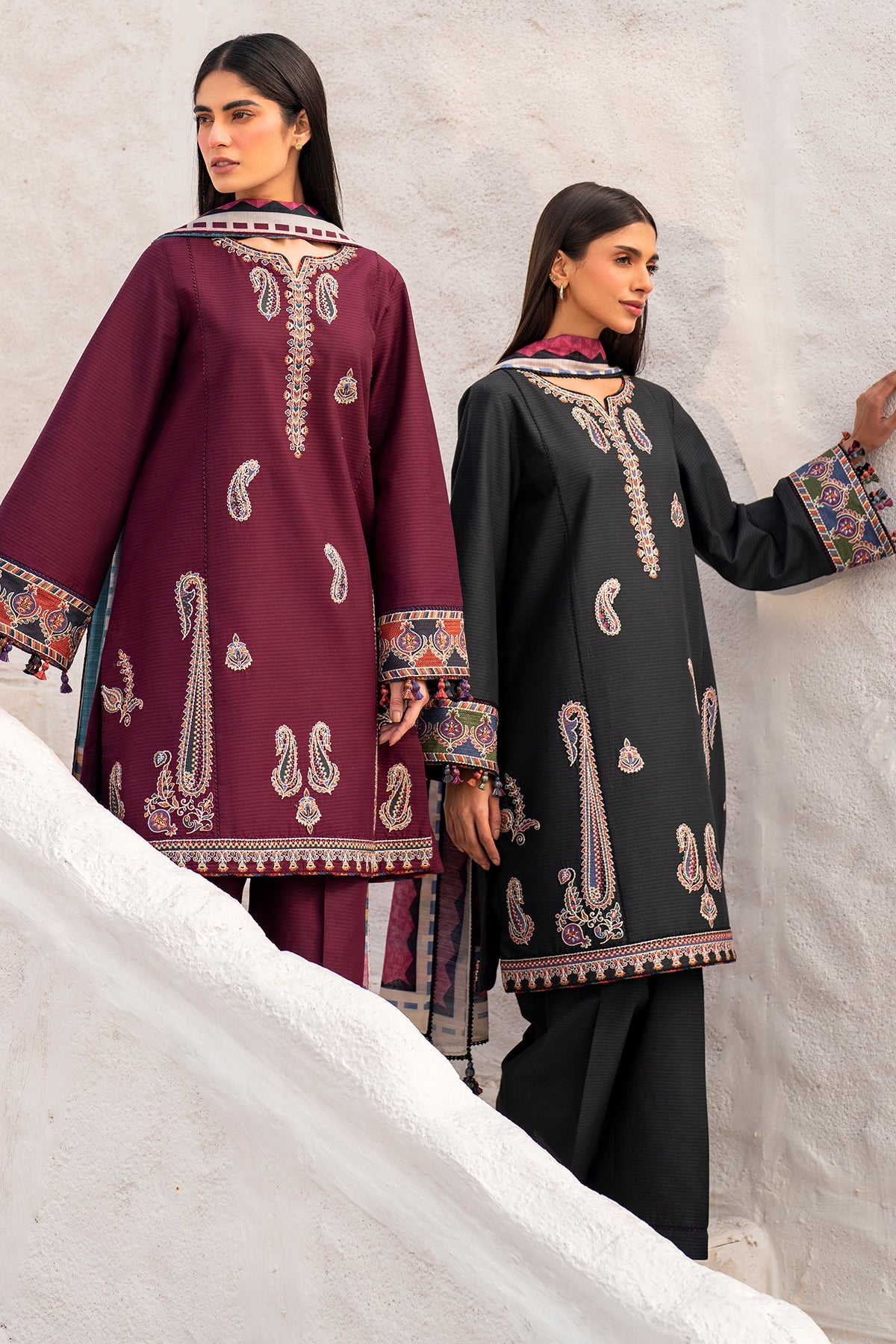 EMBROIDERED DOBBY LAWN USE-9128