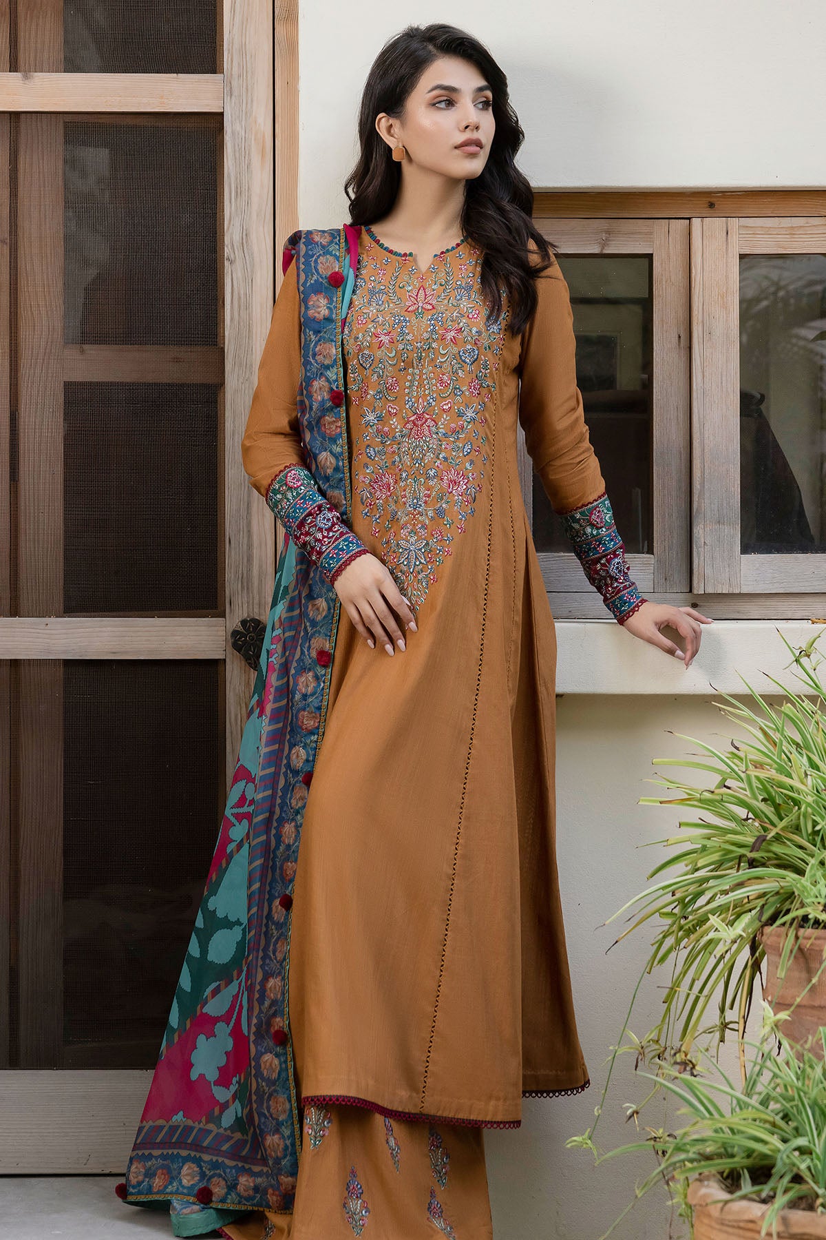 Embroidered Fine Slub RTW-1007