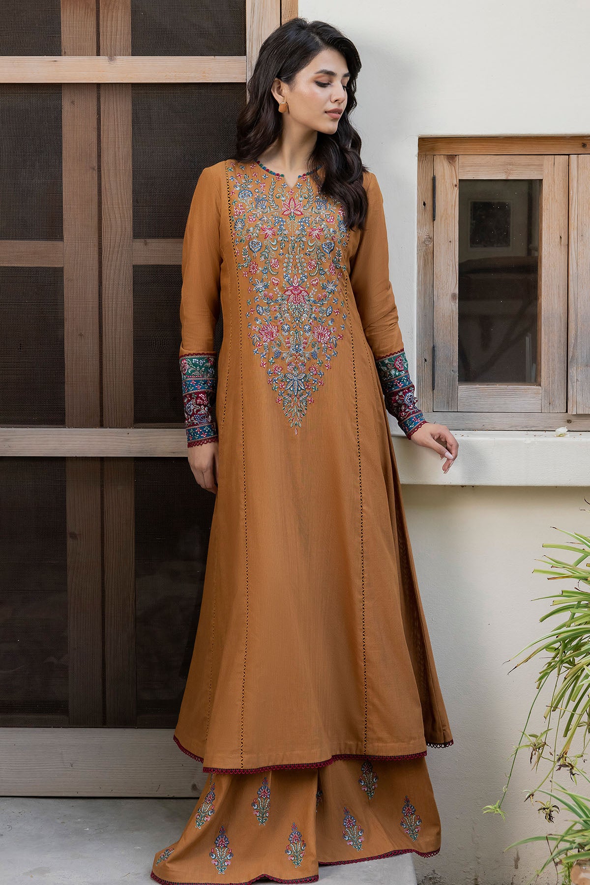 Embroidered Fine Slub RTW-1007