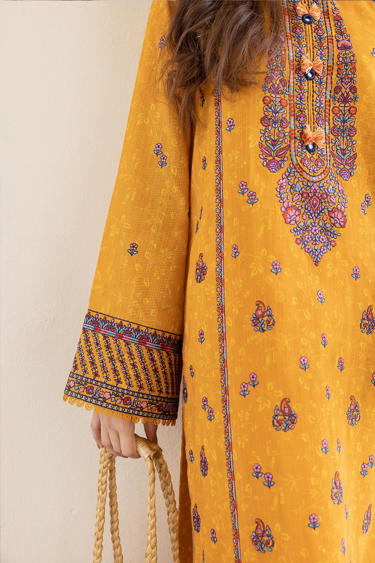 Embroidered Fine Slub RTW-1011