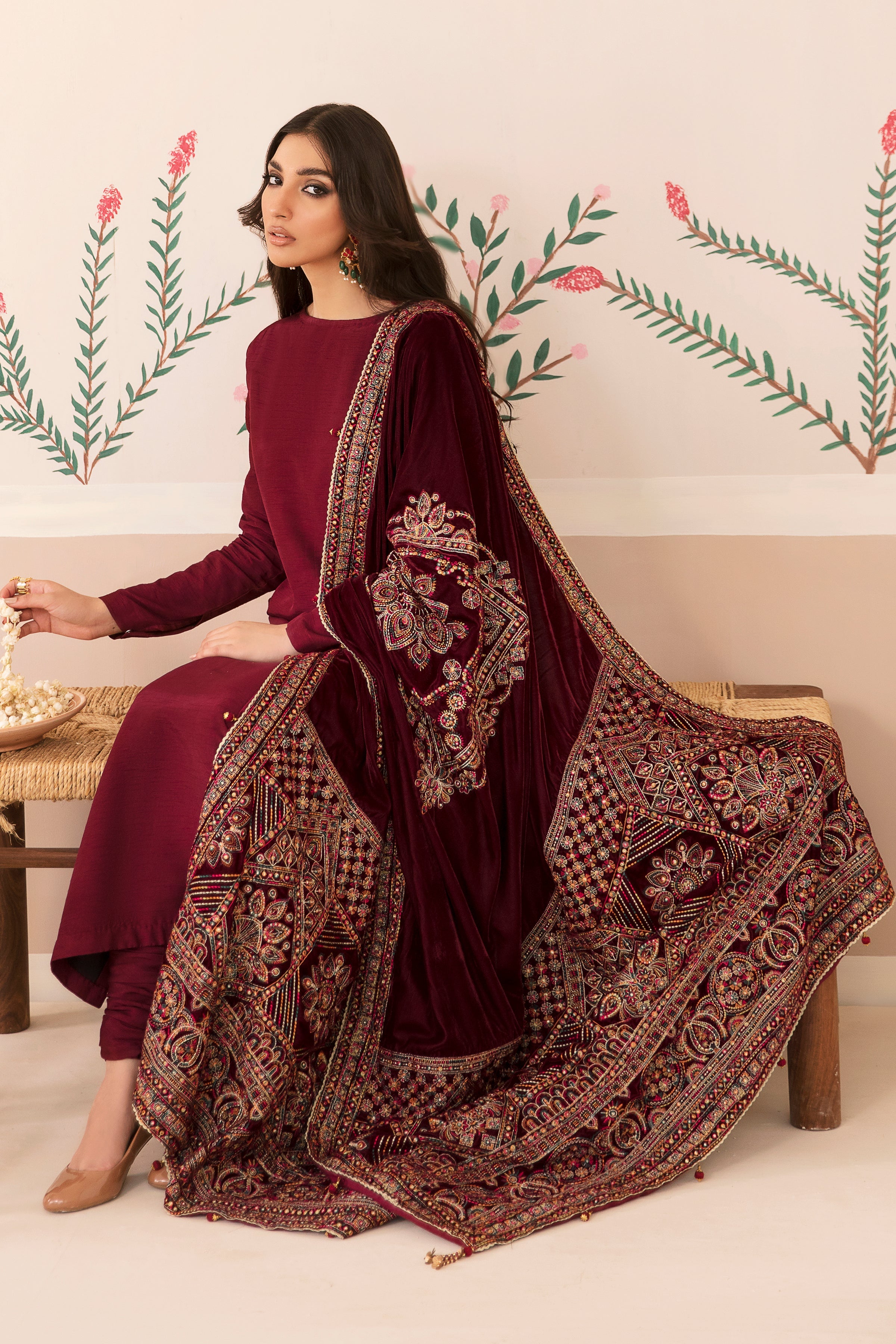 Embroidered Velvet Shawl VS-8003