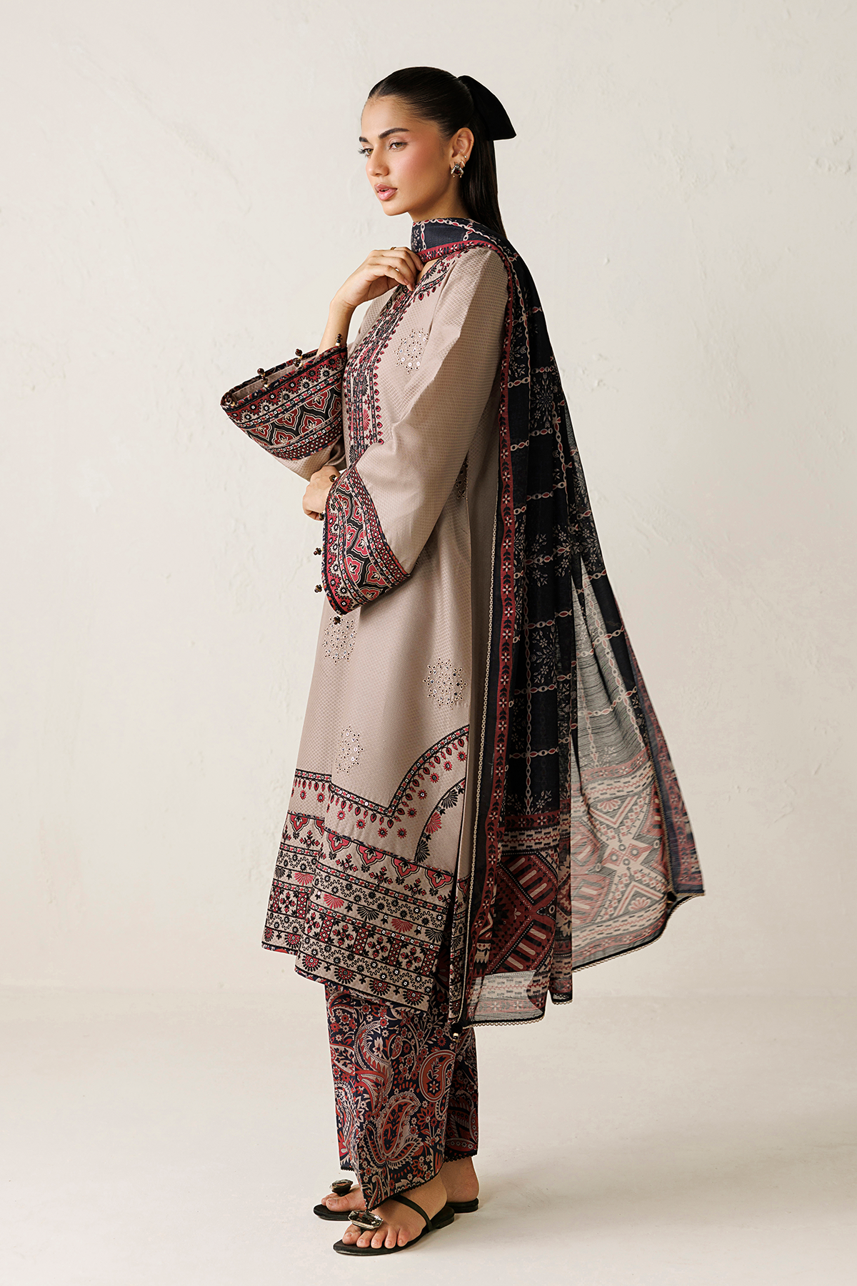 EMBROIDERED PREMIUM DOBBY UW-0282