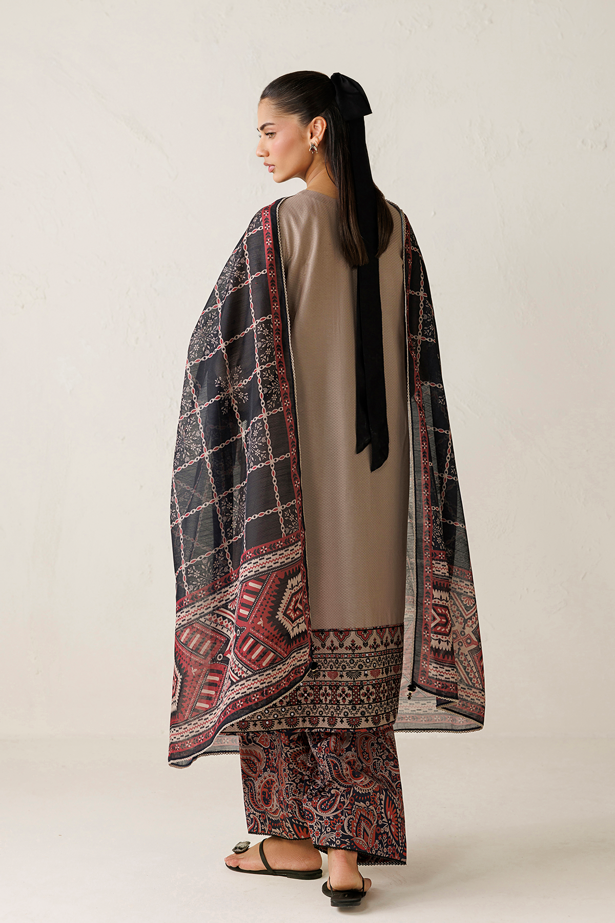EMBROIDERED PREMIUM DOBBY UW-0282