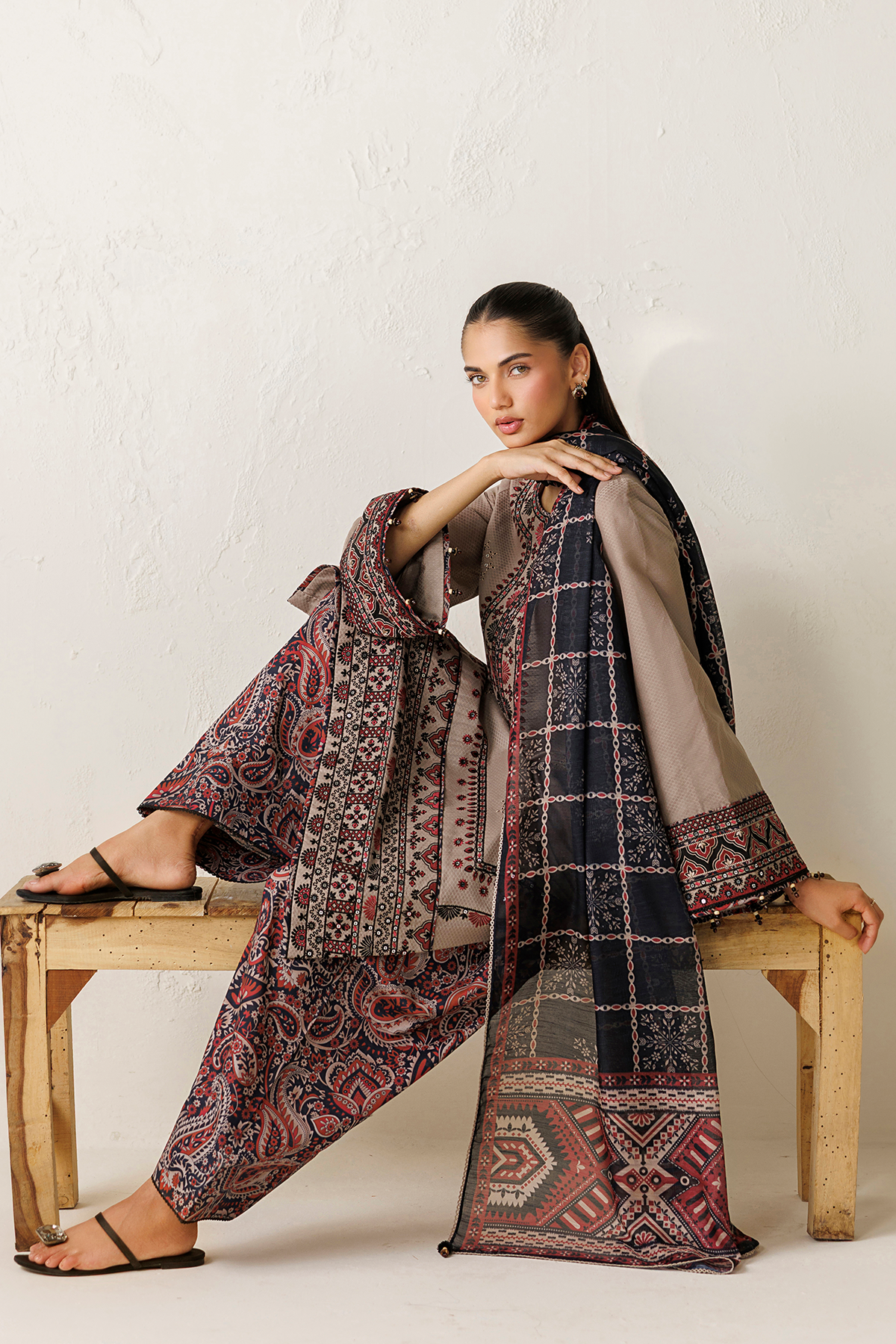 EMBROIDERED PREMIUM DOBBY UW-0282