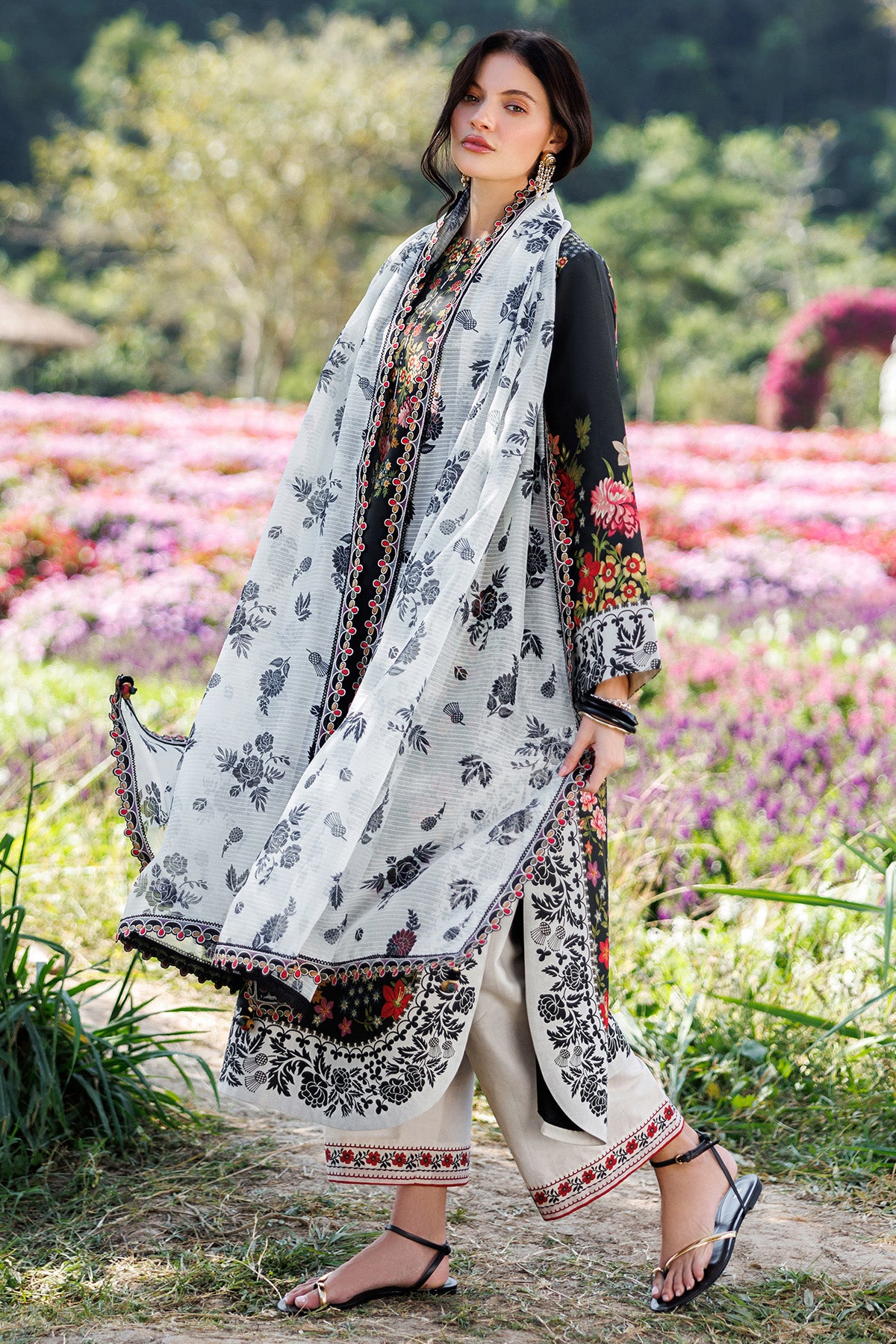 EMBROIDERED LAWN USE-9298