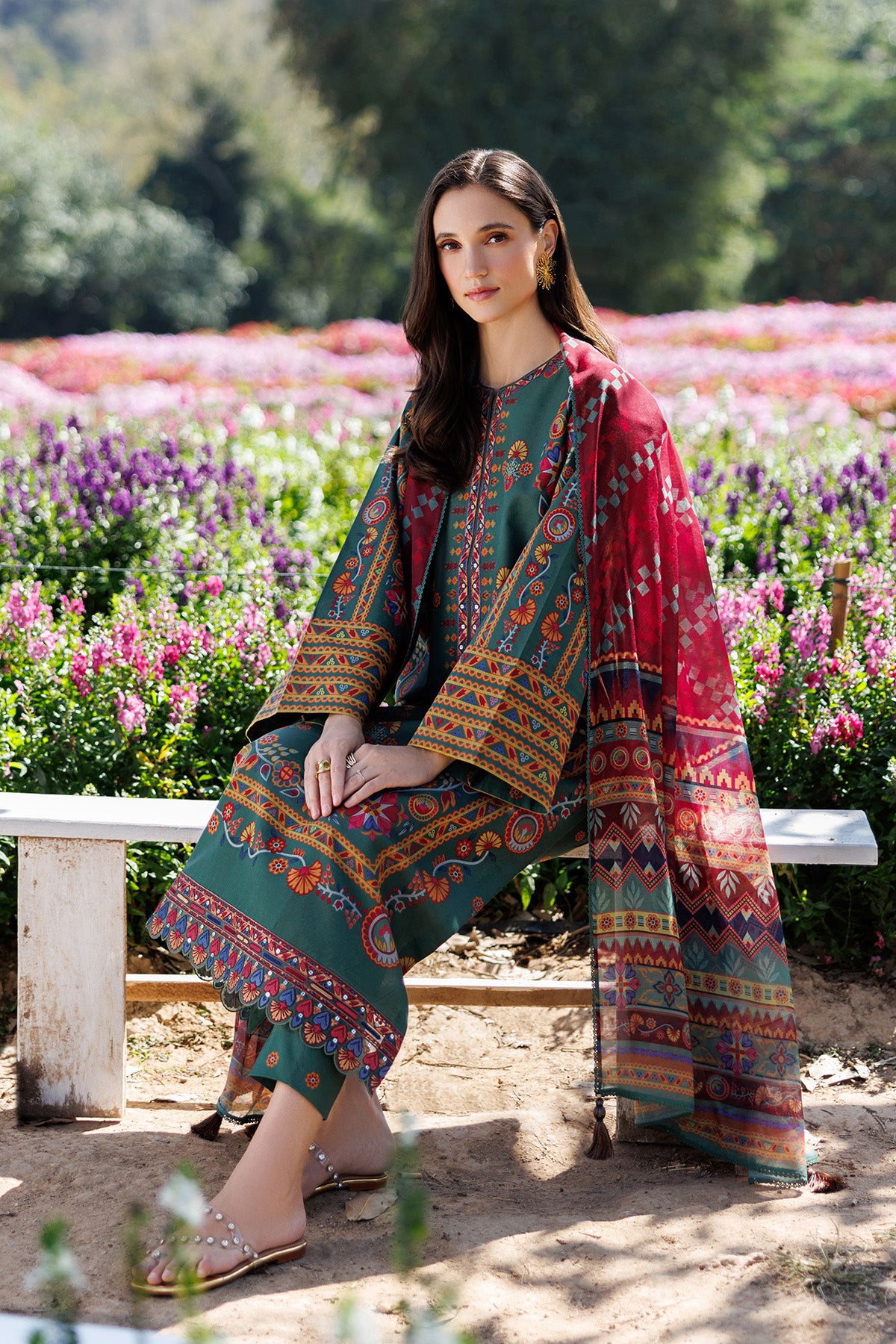 EMBROIDERED LAWN USE-9283