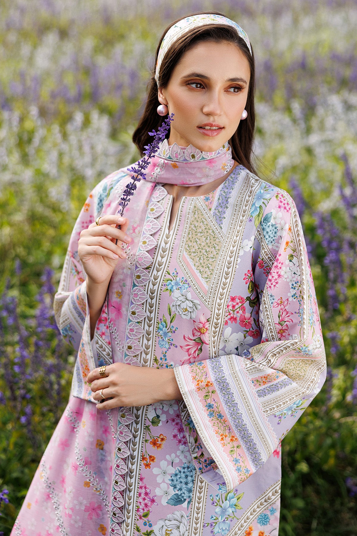 EMBROIDERED LAWN USE-9300