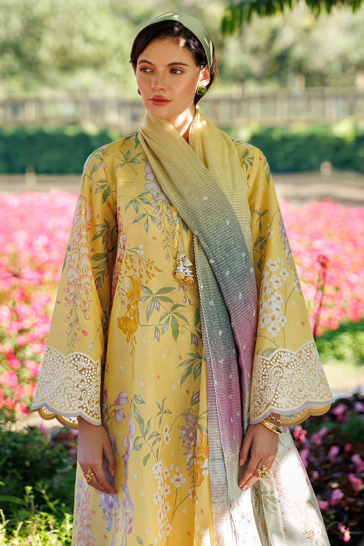 EMBROIDERED LAWN USE-9299