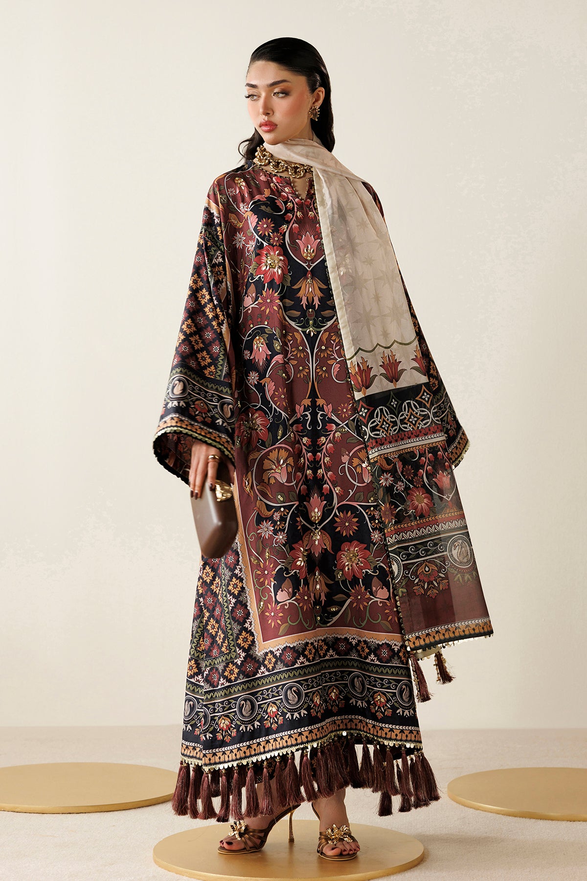 EMBROIDERED RAW SILK OR26-D03