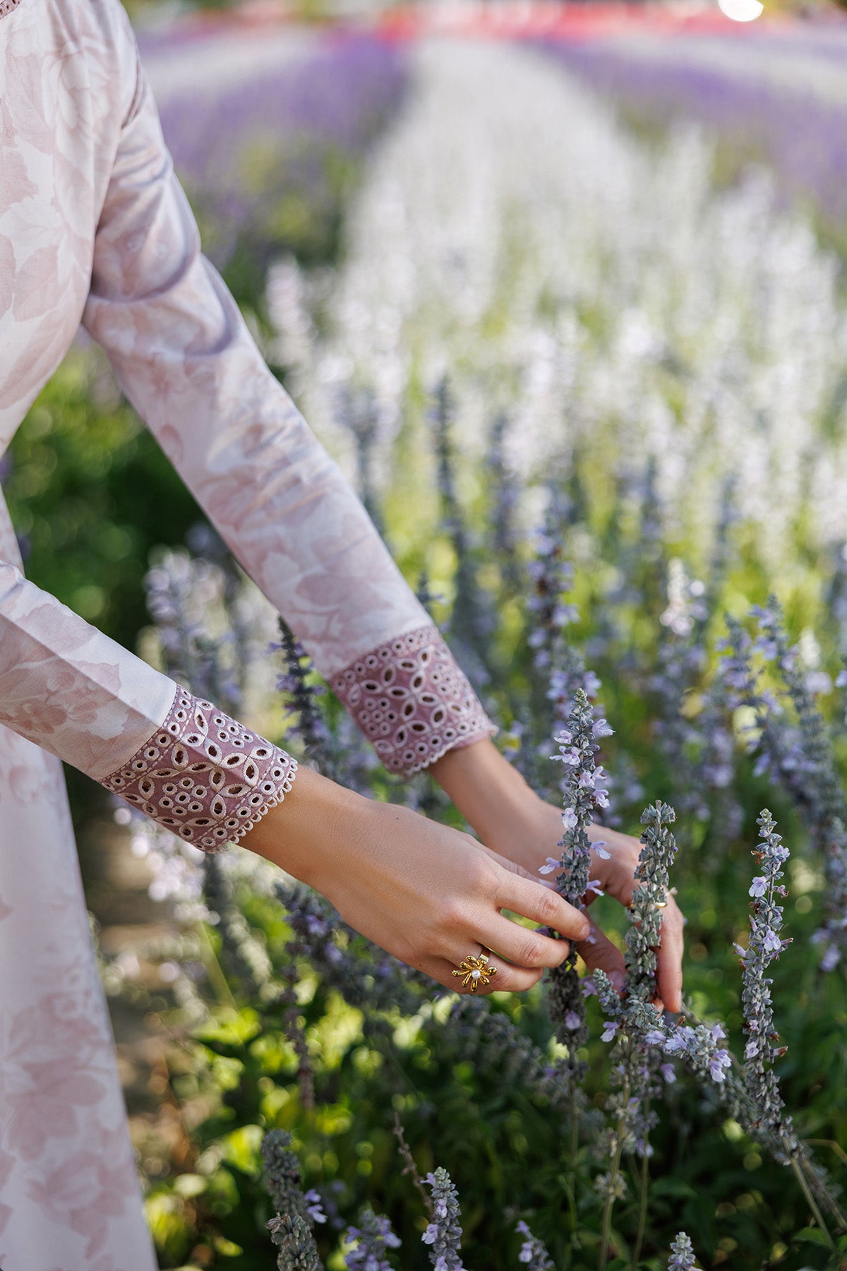 EMBROIDERED LAWN RTW-1283