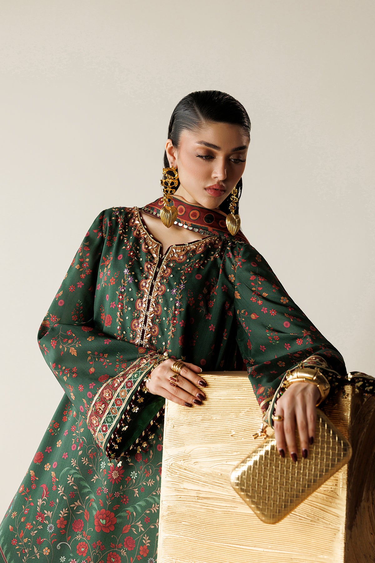 EMBROIDERED RAW SILK OR26-D01