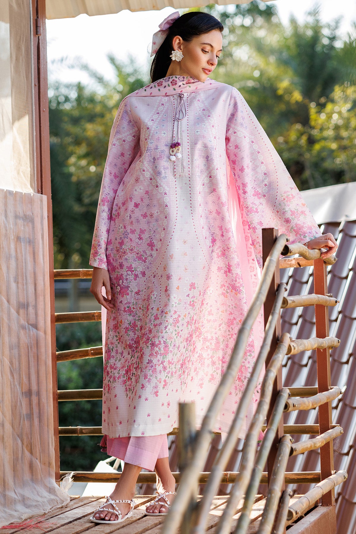 EMBROIDERED LAWN USE-9304
