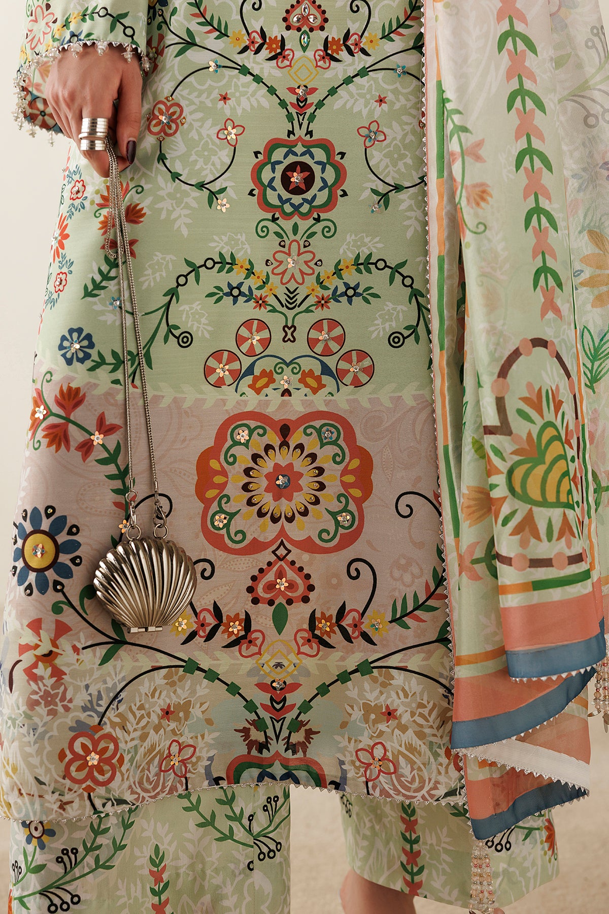 EMBROIDERED RAW SILK OR26-D10