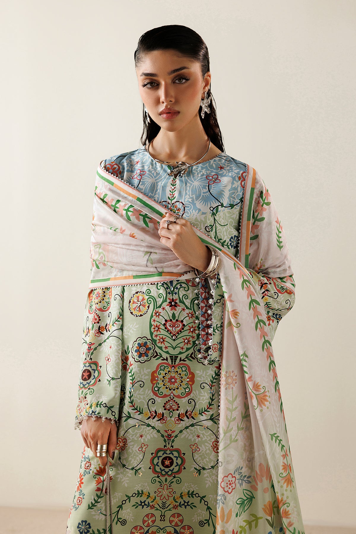 EMBROIDERED RAW SILK OR26-D10