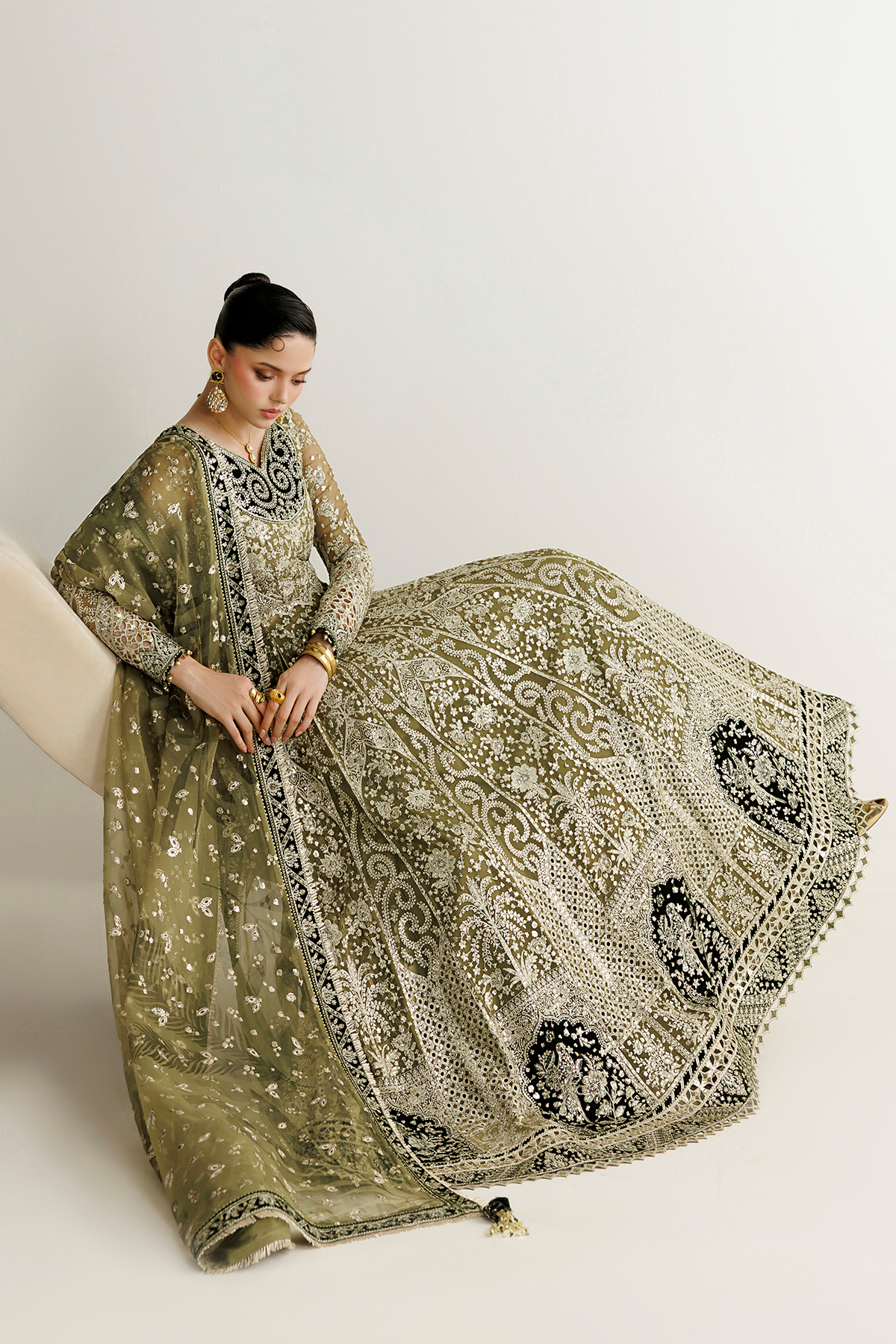 Retail Price: 39,500/-PKR