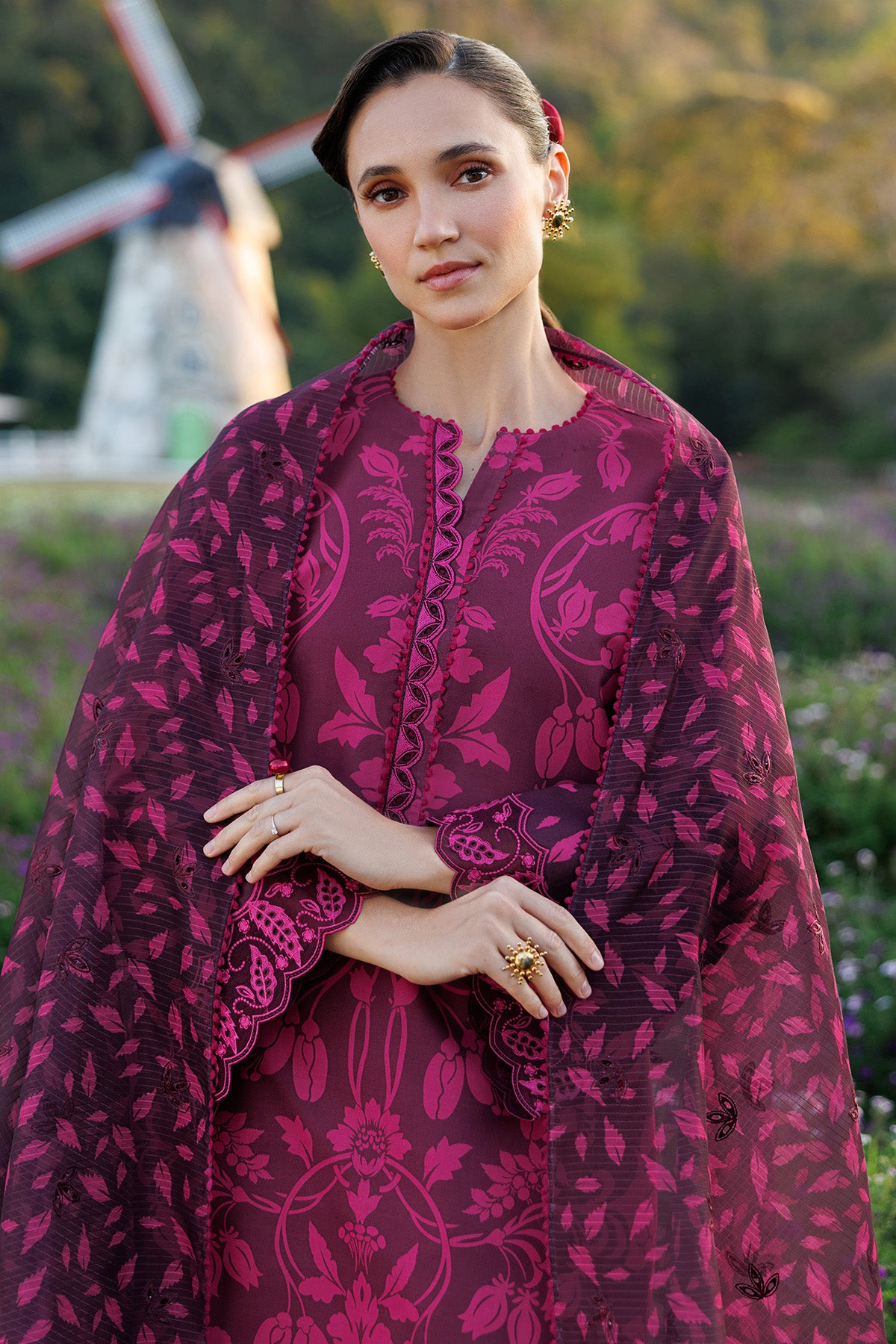 EMBROIDERED LAWN USE-9306