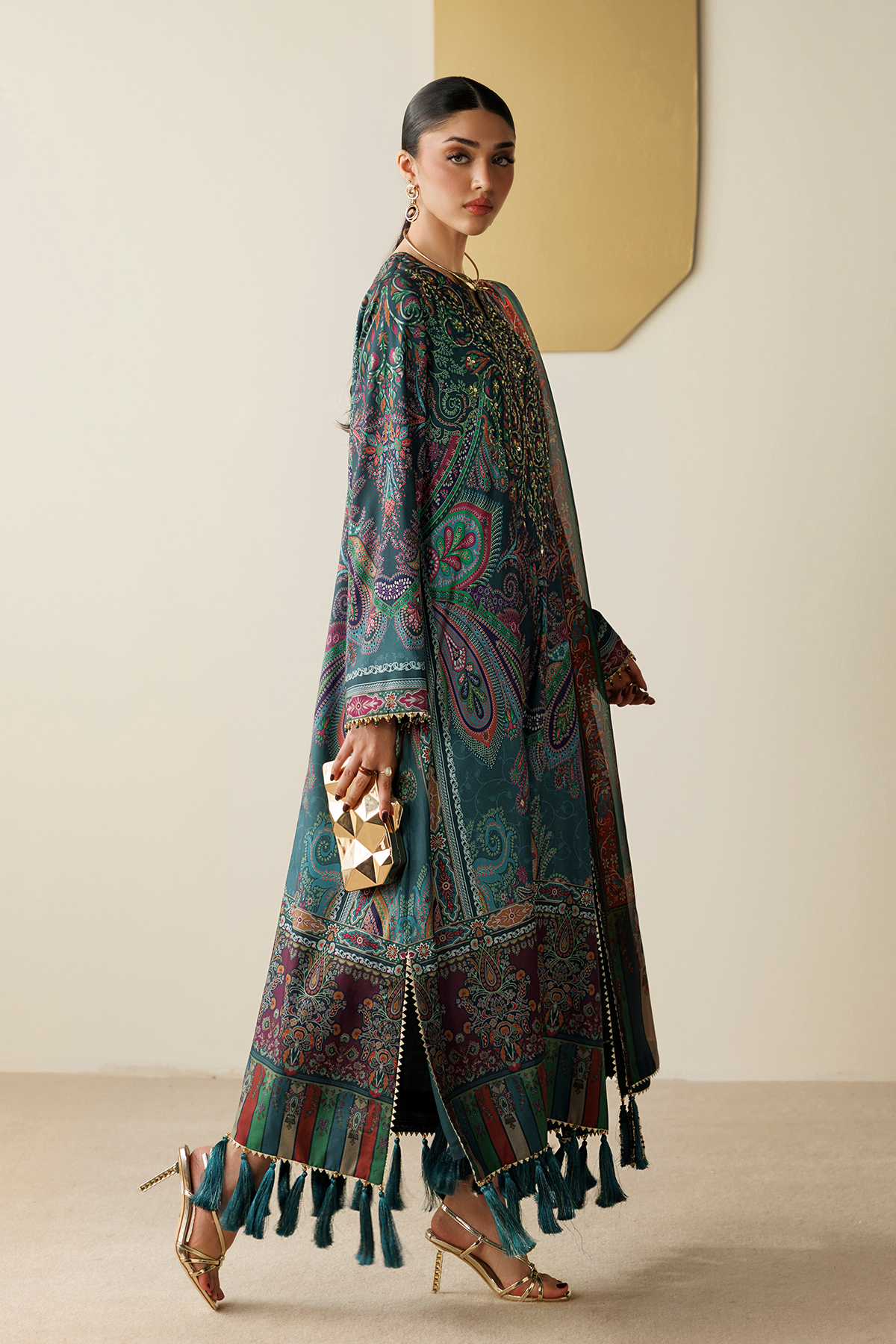 EMBROIDERED RAW SILK OR26-D07