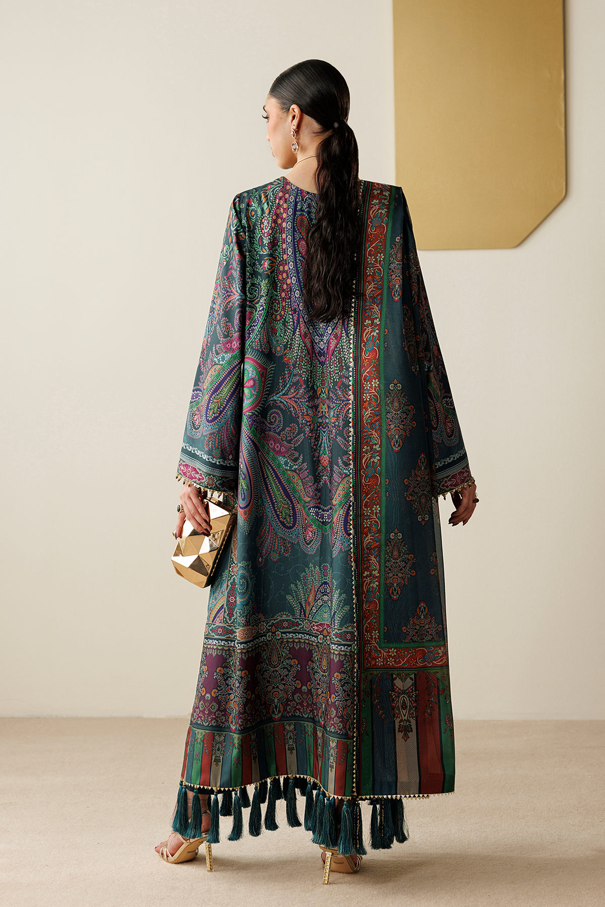 EMBROIDERED RAW SILK OR26-D07