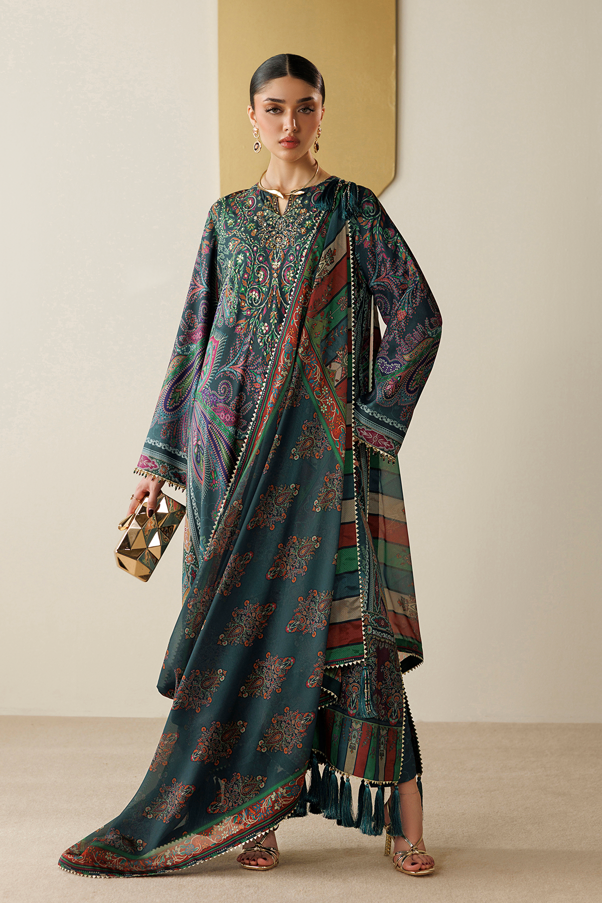 EMBROIDERED RAW SILK OR26-D07