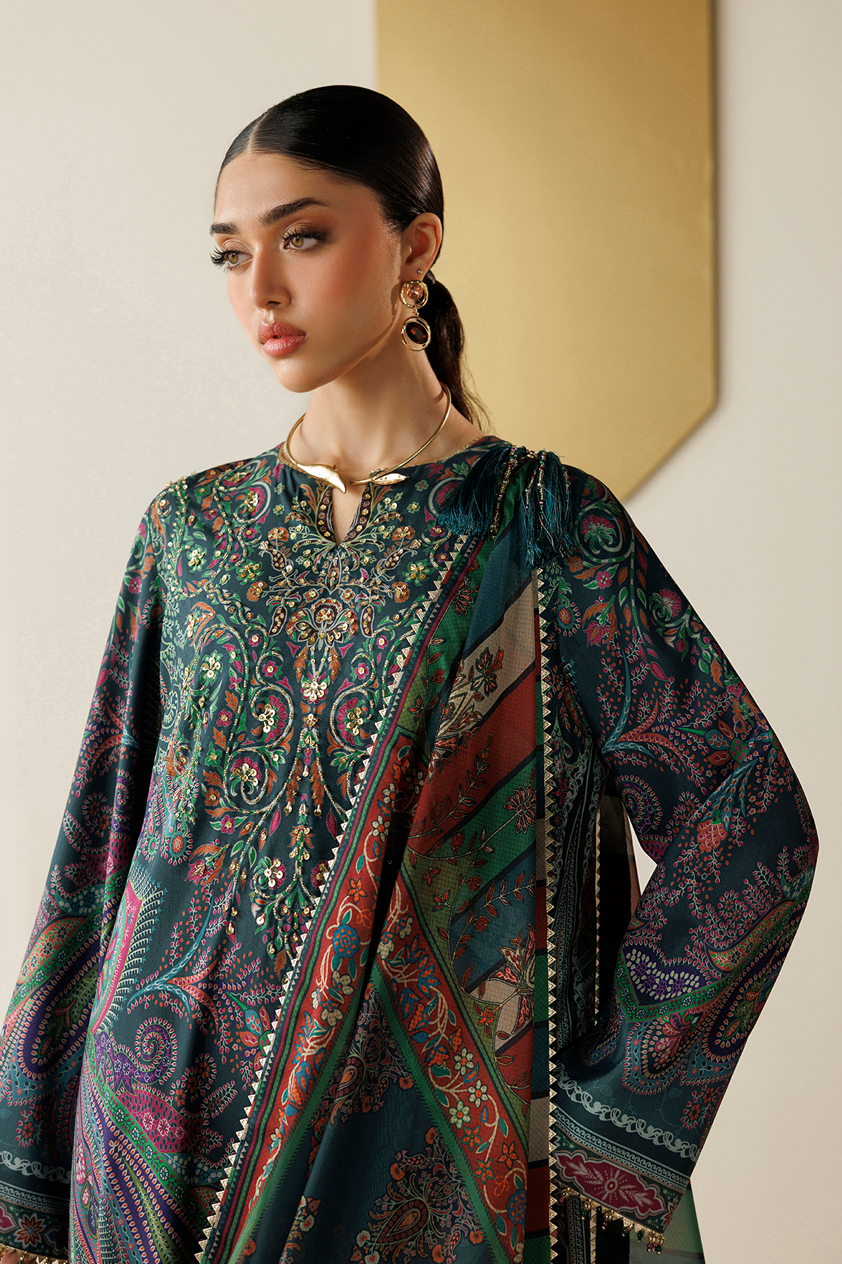 EMBROIDERED RAW SILK OR26-D07