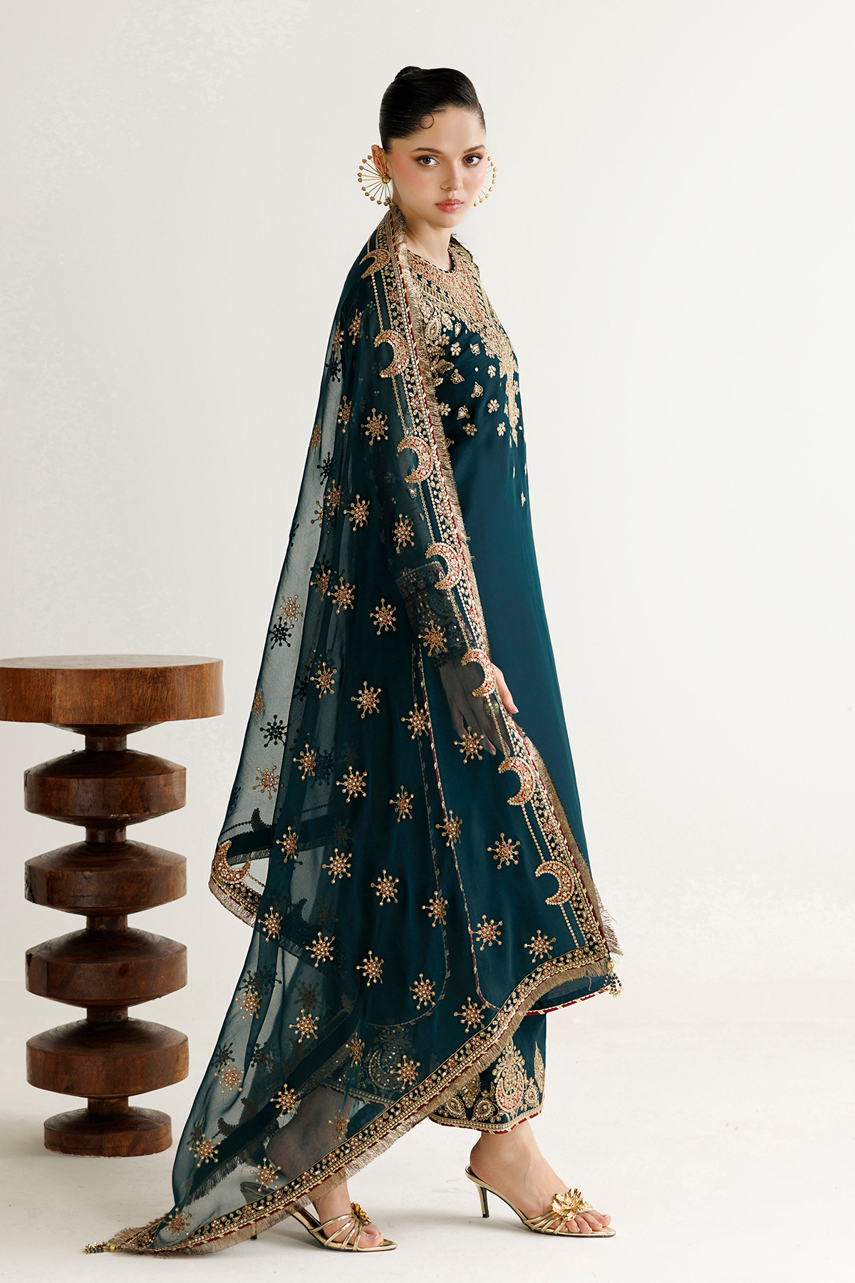 EMBROIDERED CHIFFON UC-3139