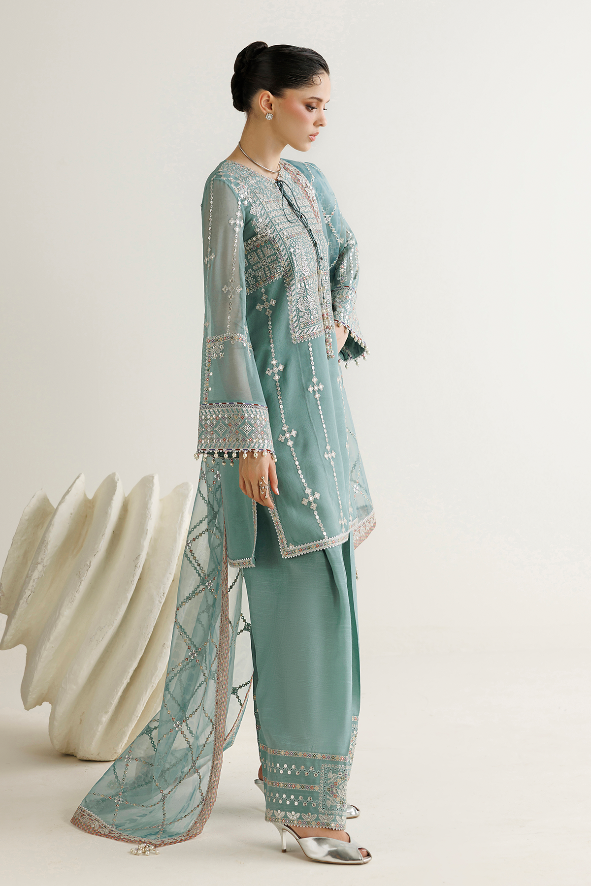 EMBROIDERED CHIFFON UC-3138