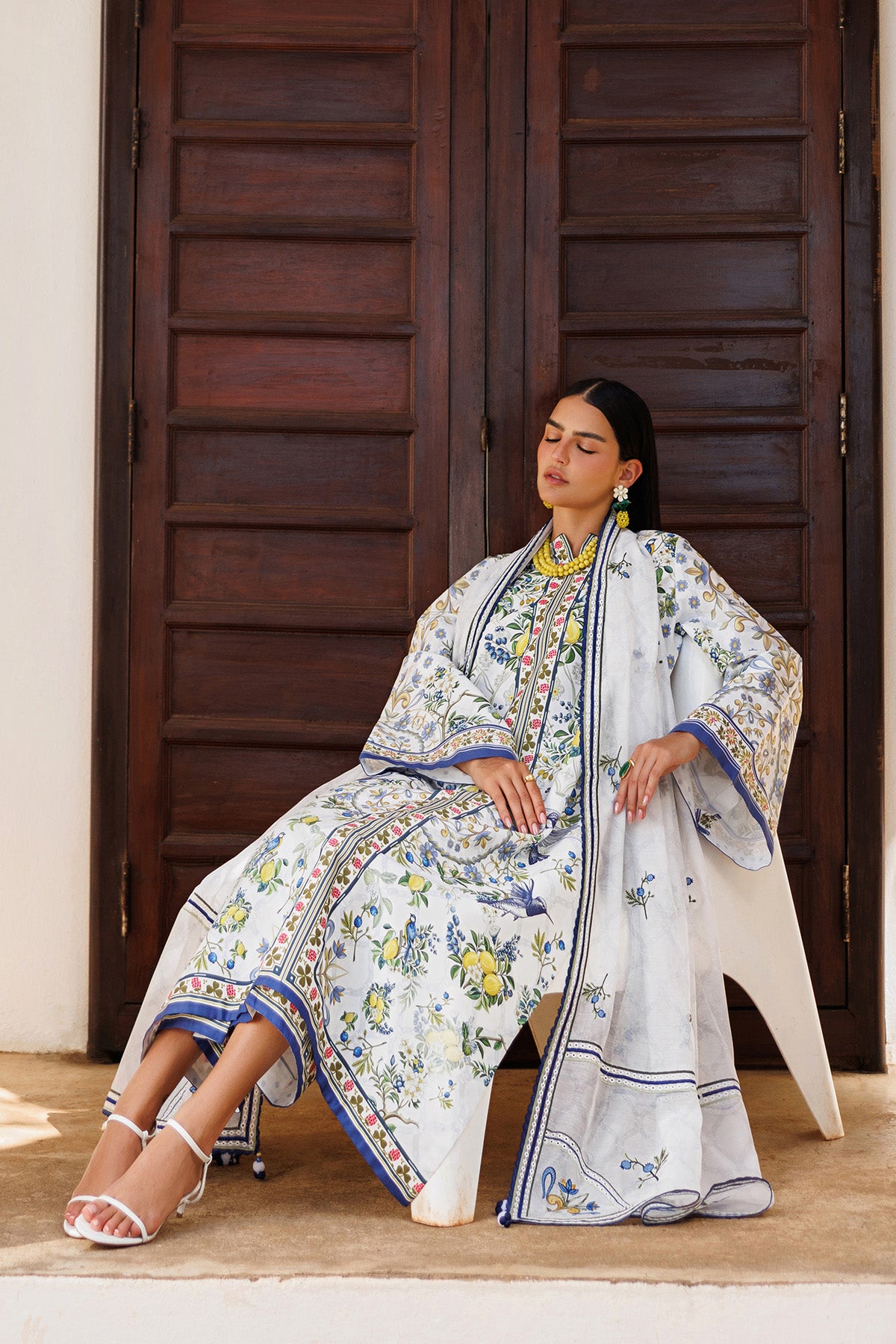 EMBROIDERED LAWN USE-9302