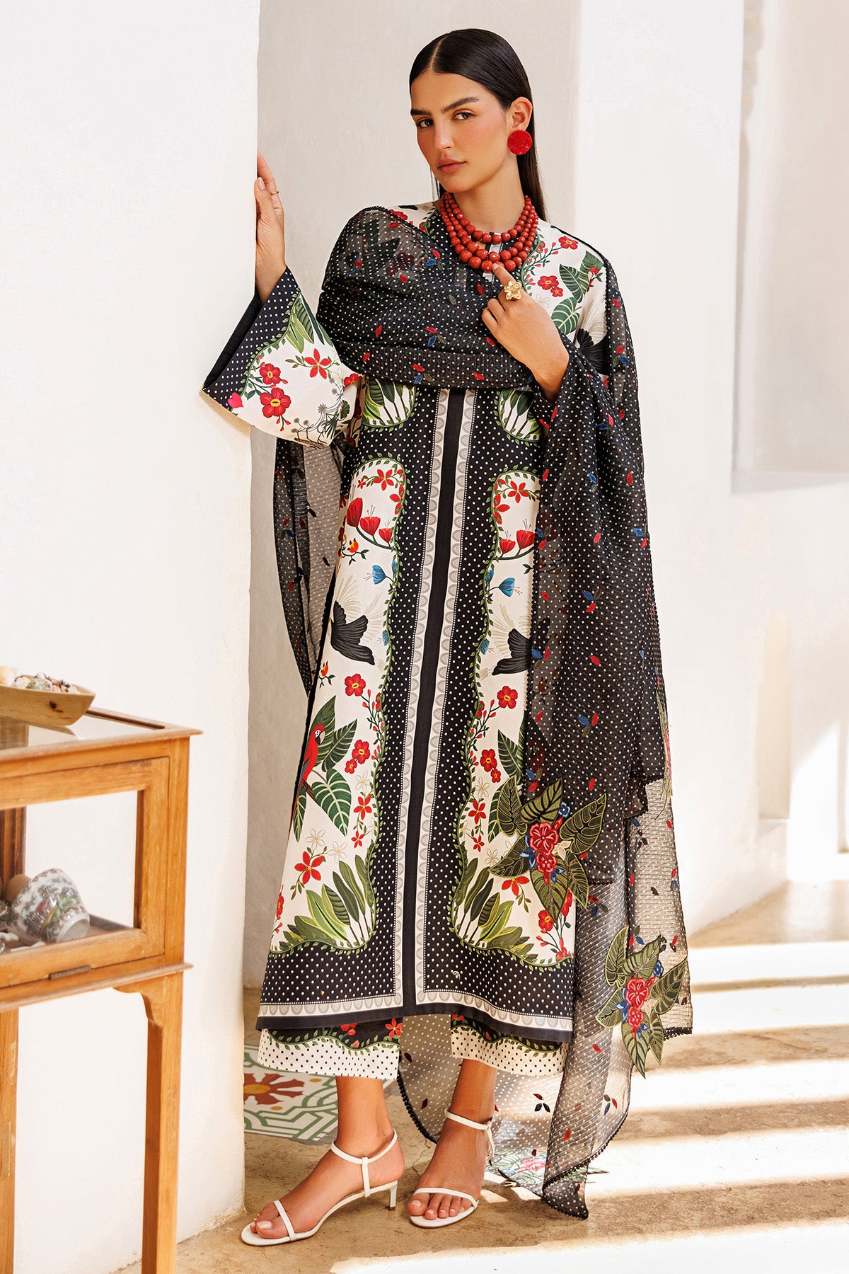 EMBROIDERED LAWN USE-9303