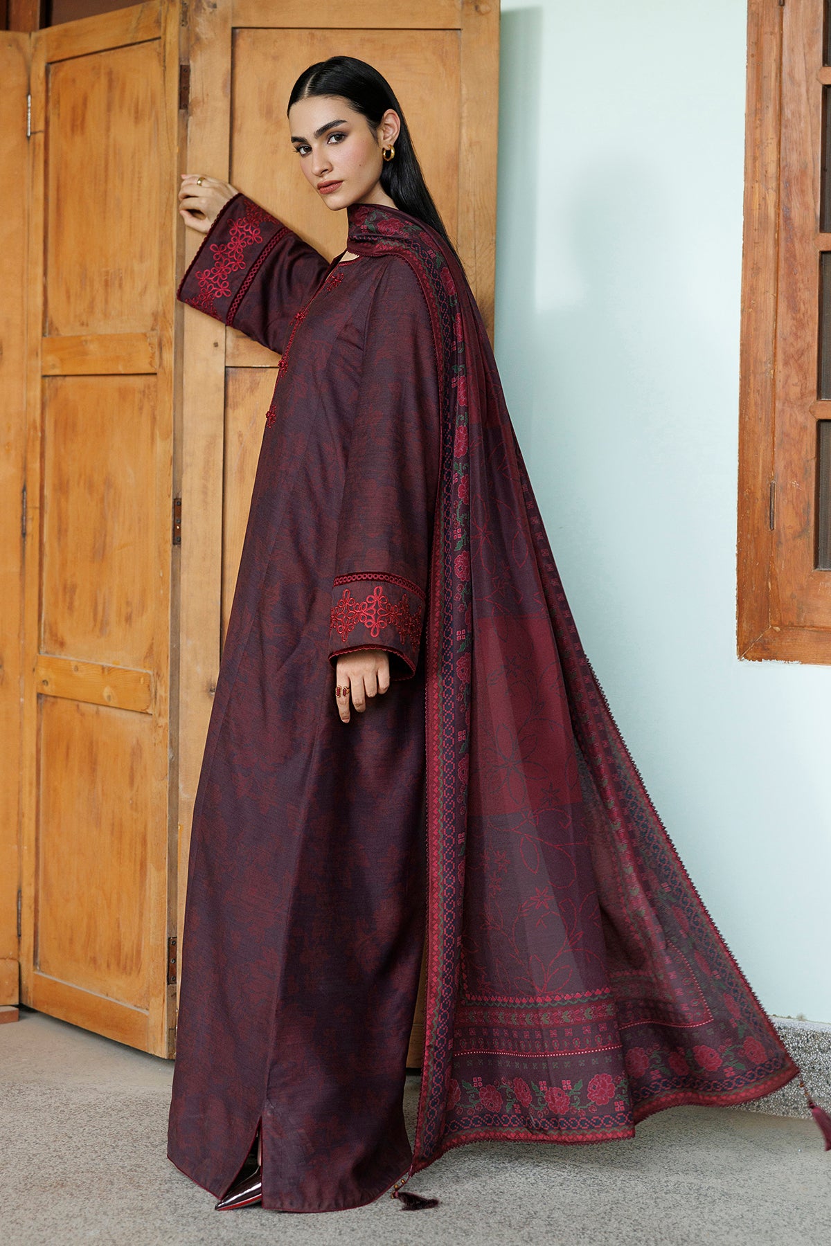 EMBROIDERED PREMIUM VISCOSE UW-0249