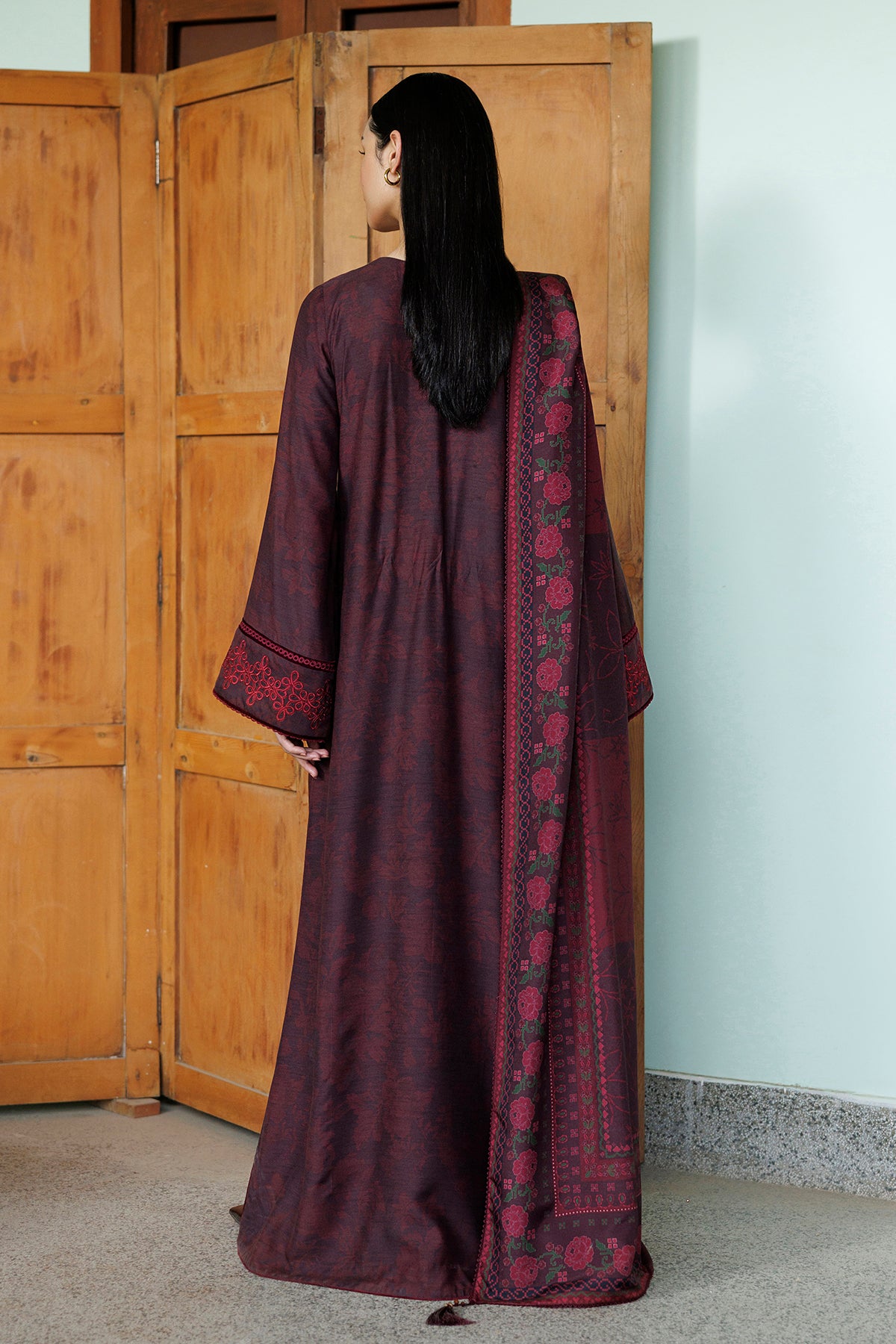 EMBROIDERED PREMIUM VISCOSE UW-0249