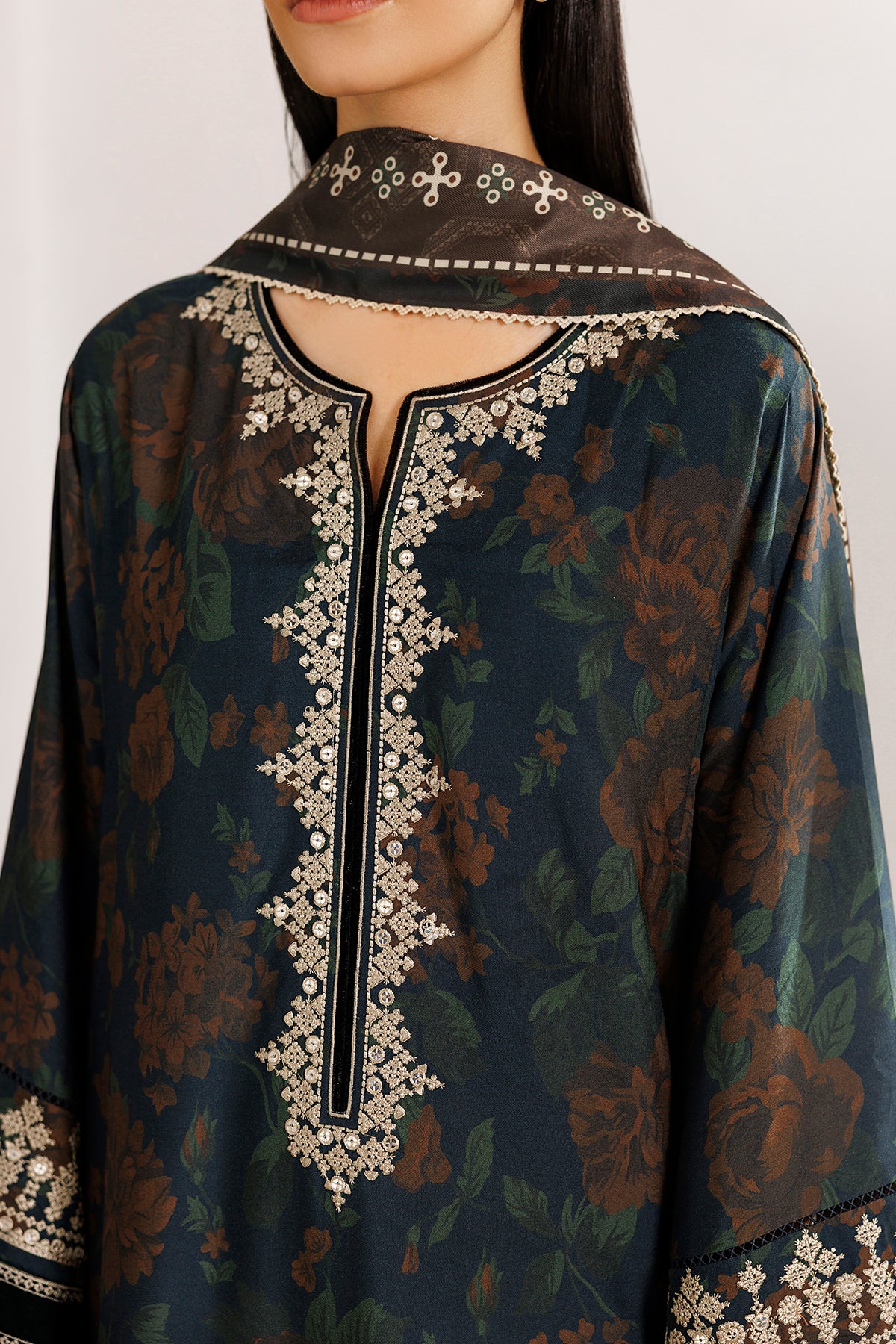 EMBROIDERED PREMIUM VISCOSE UW-0266